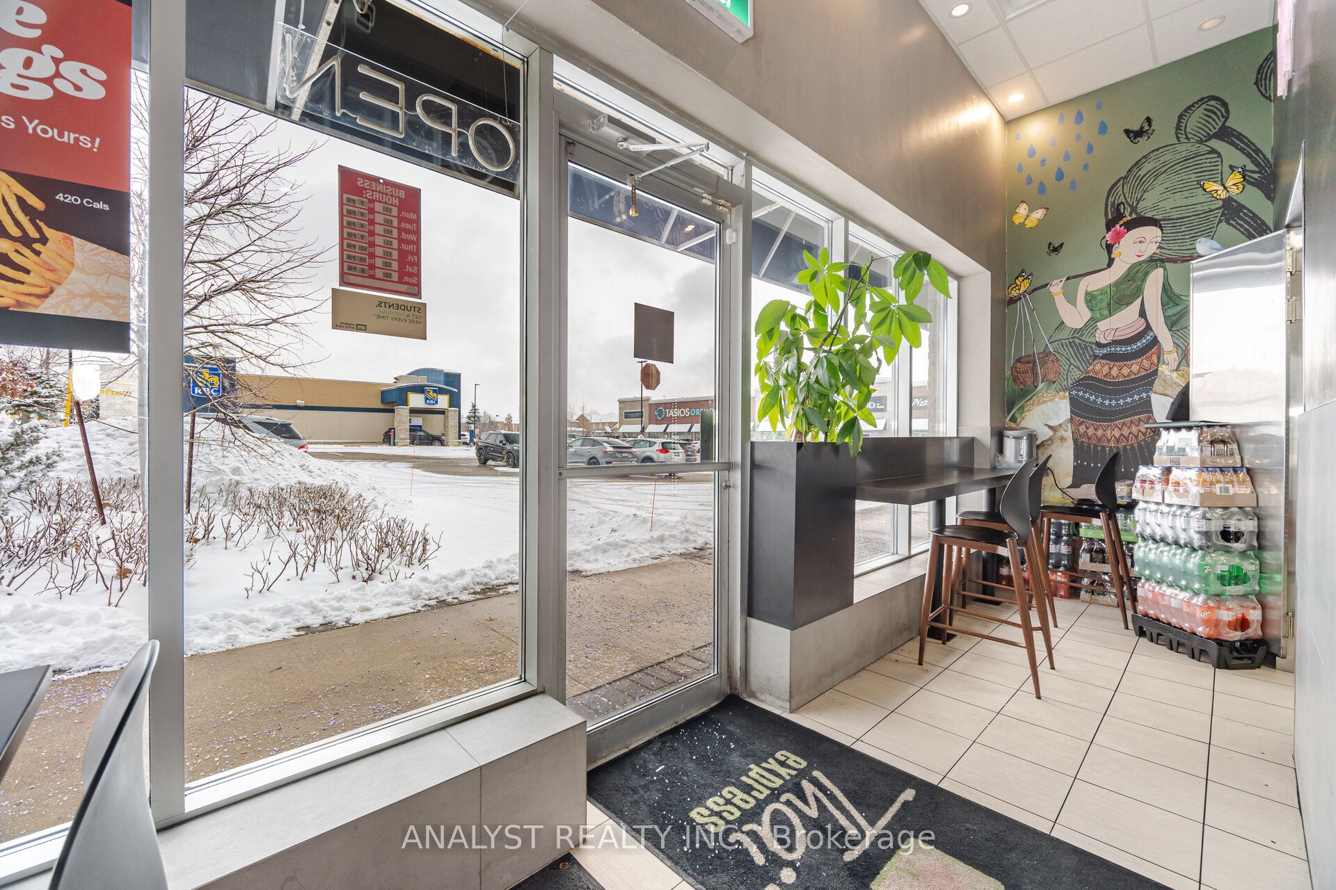 #bdg F #3 - 3621 Major Mackenzie Drive Property Photo 8