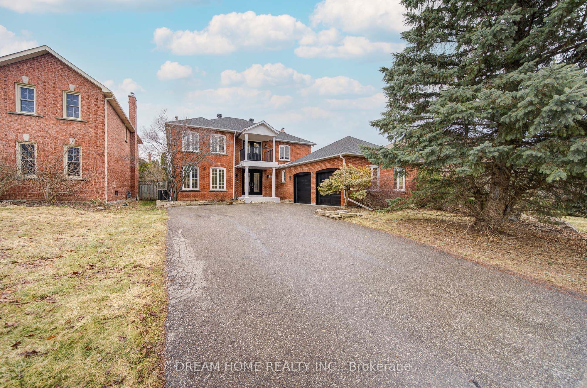 352 Kennedy Street Property Photo