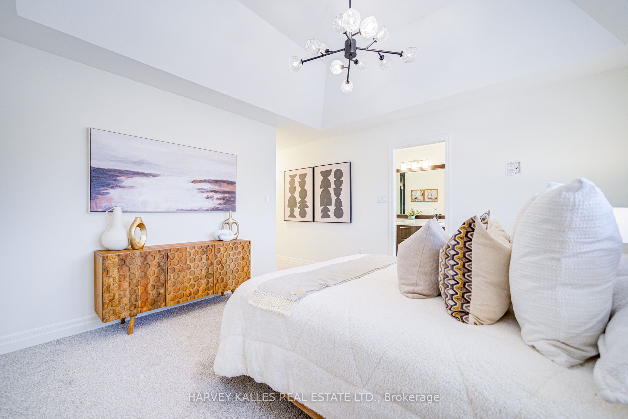 20 Claudview Street Property Photo 43