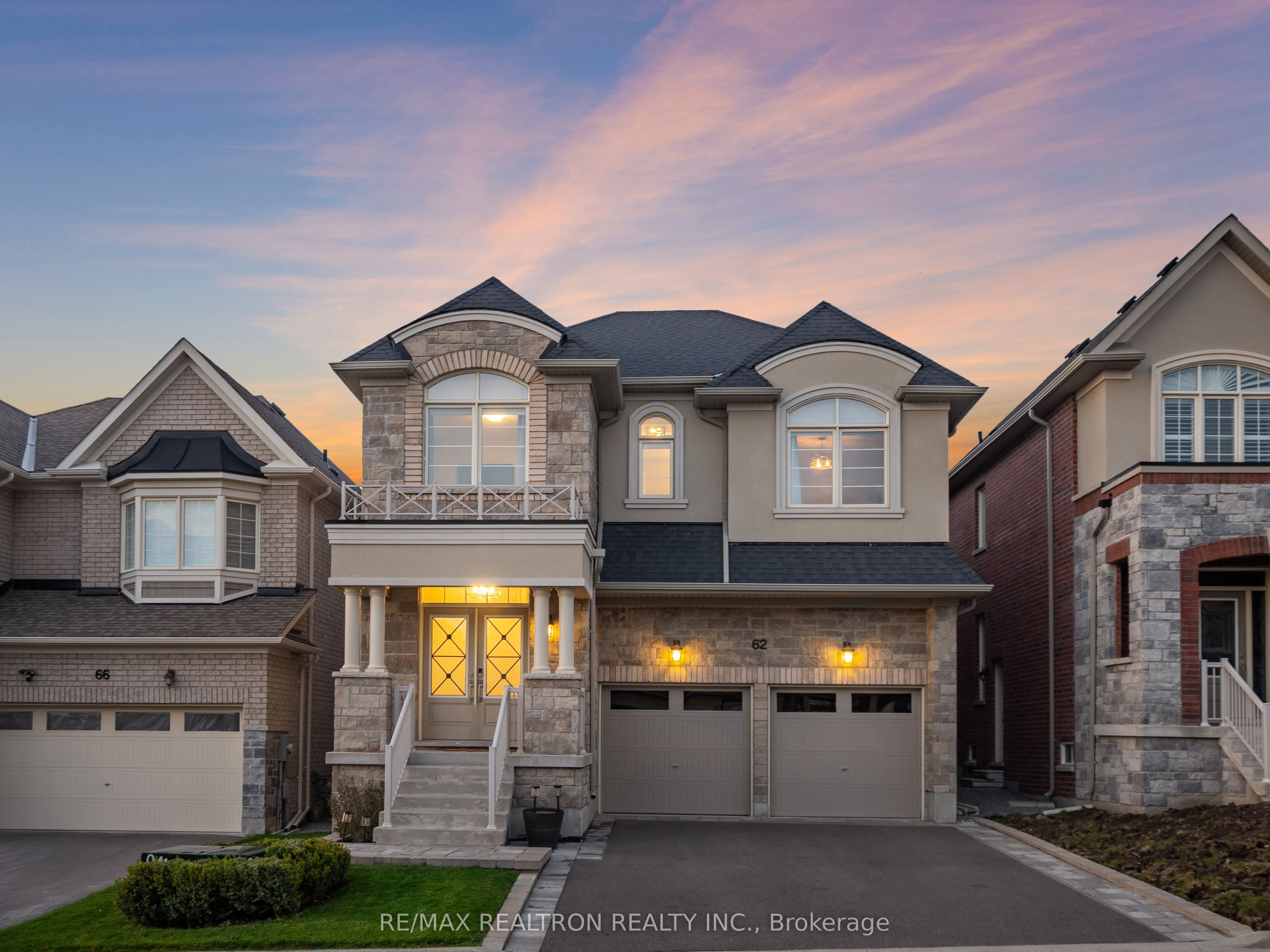 62 Blazing Star Street Property Photo