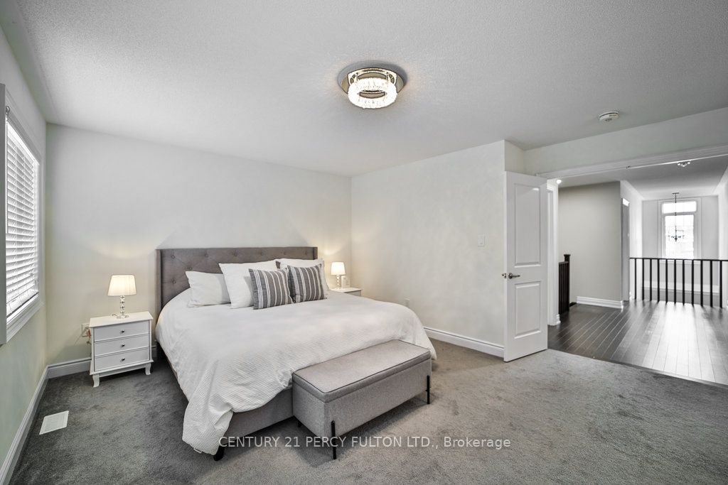 1006 Cole Street Property Photo 15
