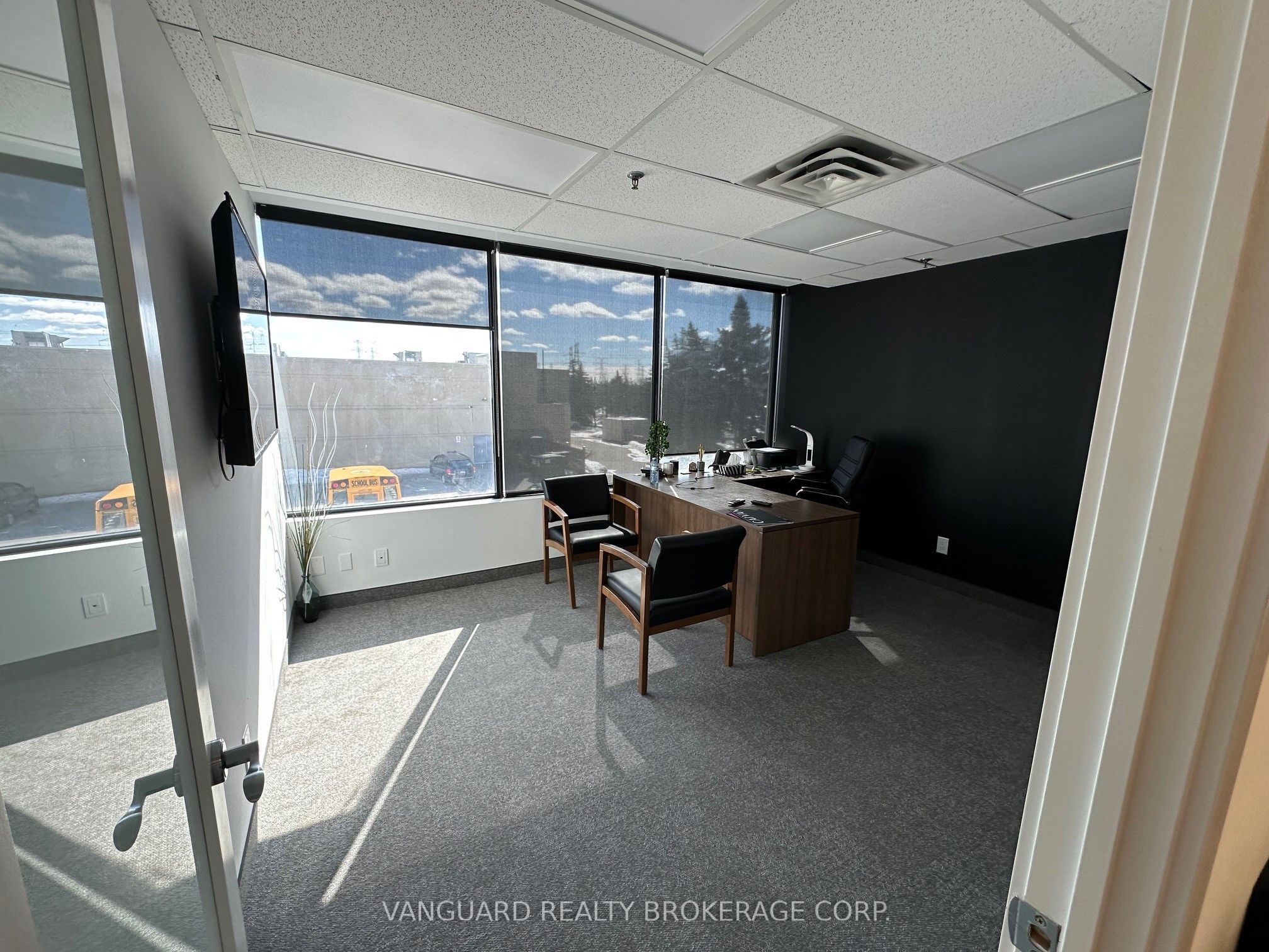 #9 - 7500 Martin Grove Road Property Photo 6