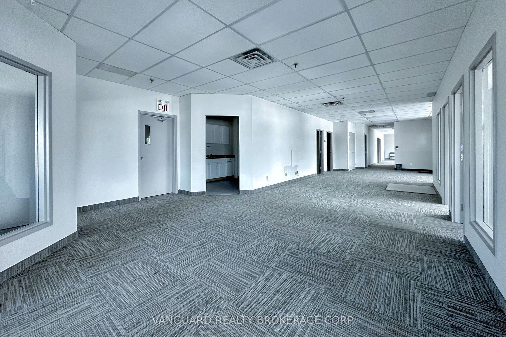 #1a-2a - 55 Regalcrest Court Property Photo 8