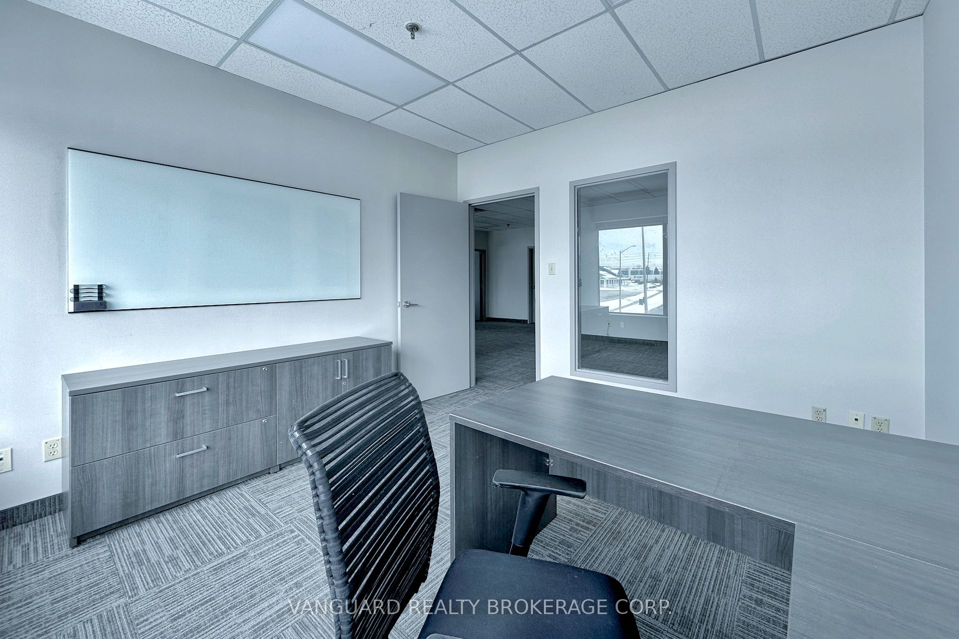 #1a-2a - 55 Regalcrest Court Property Photo 12