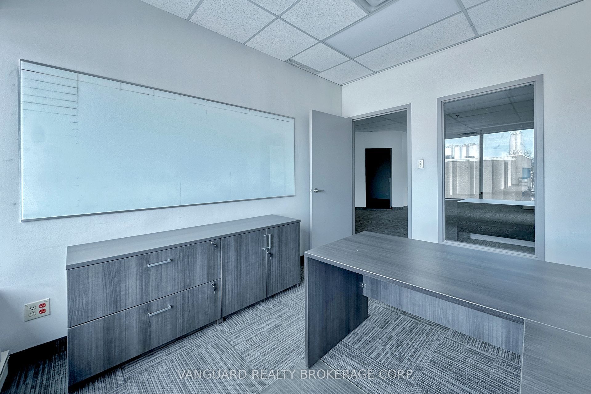 #1a-2a - 55 Regalcrest Court Property Photo 22