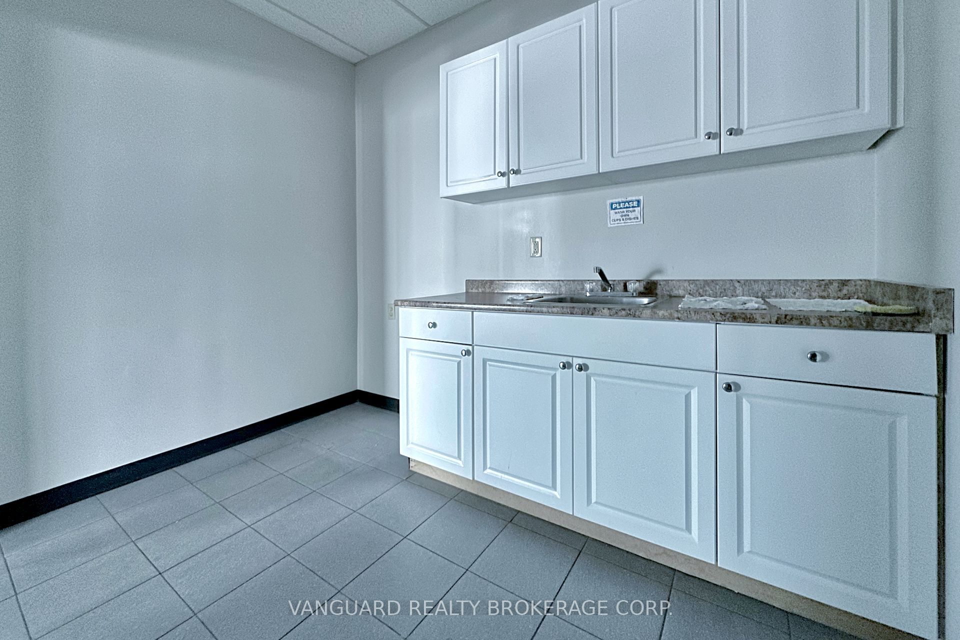 #1a-2a - 55 Regalcrest Court Property Photo 27