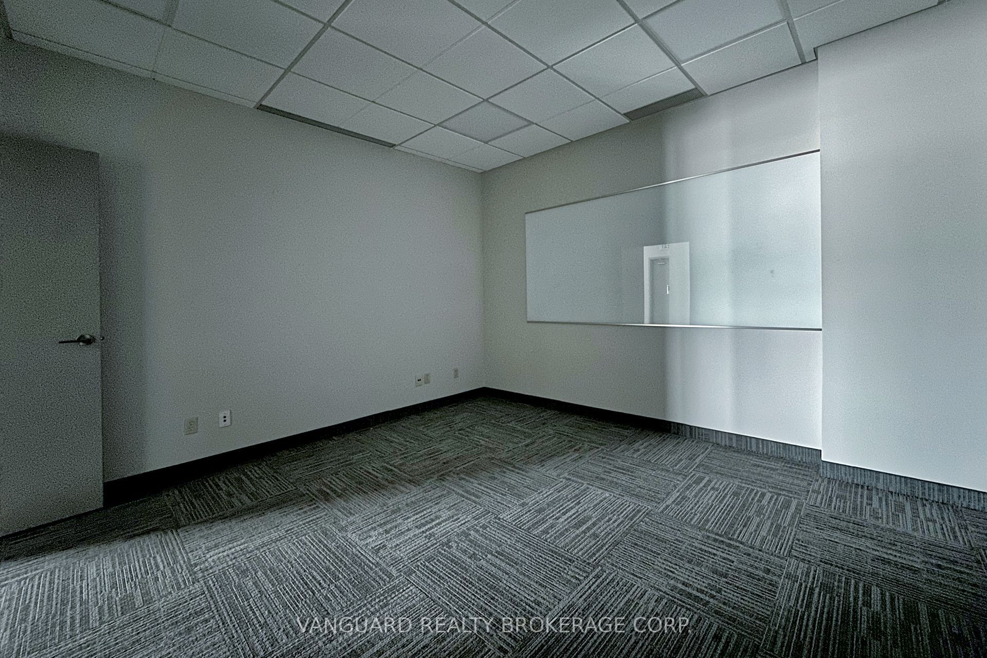 #1a-2a - 55 Regalcrest Court Property Photo 32