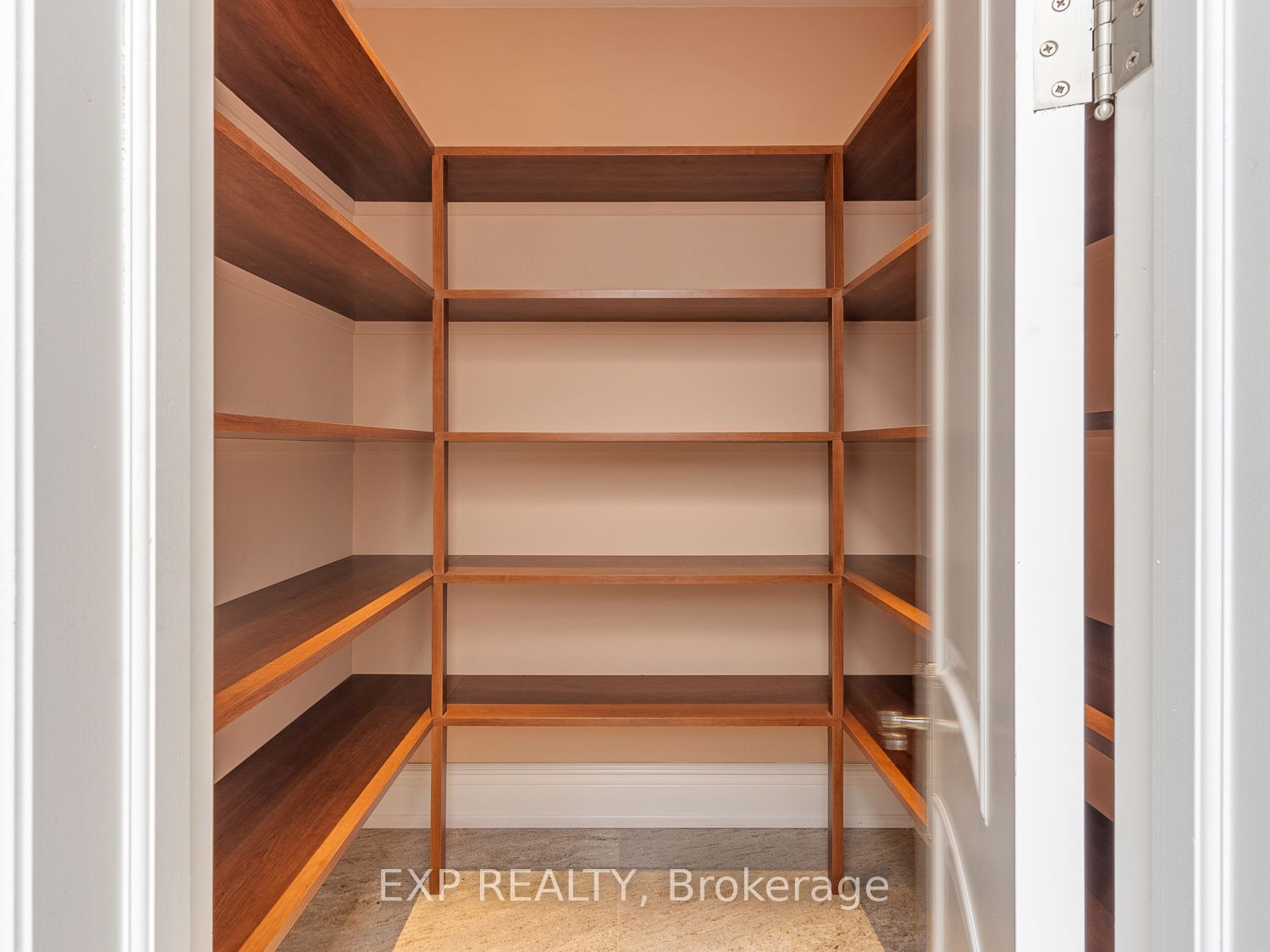 33 Maple Grove Avenue Property Photo 18