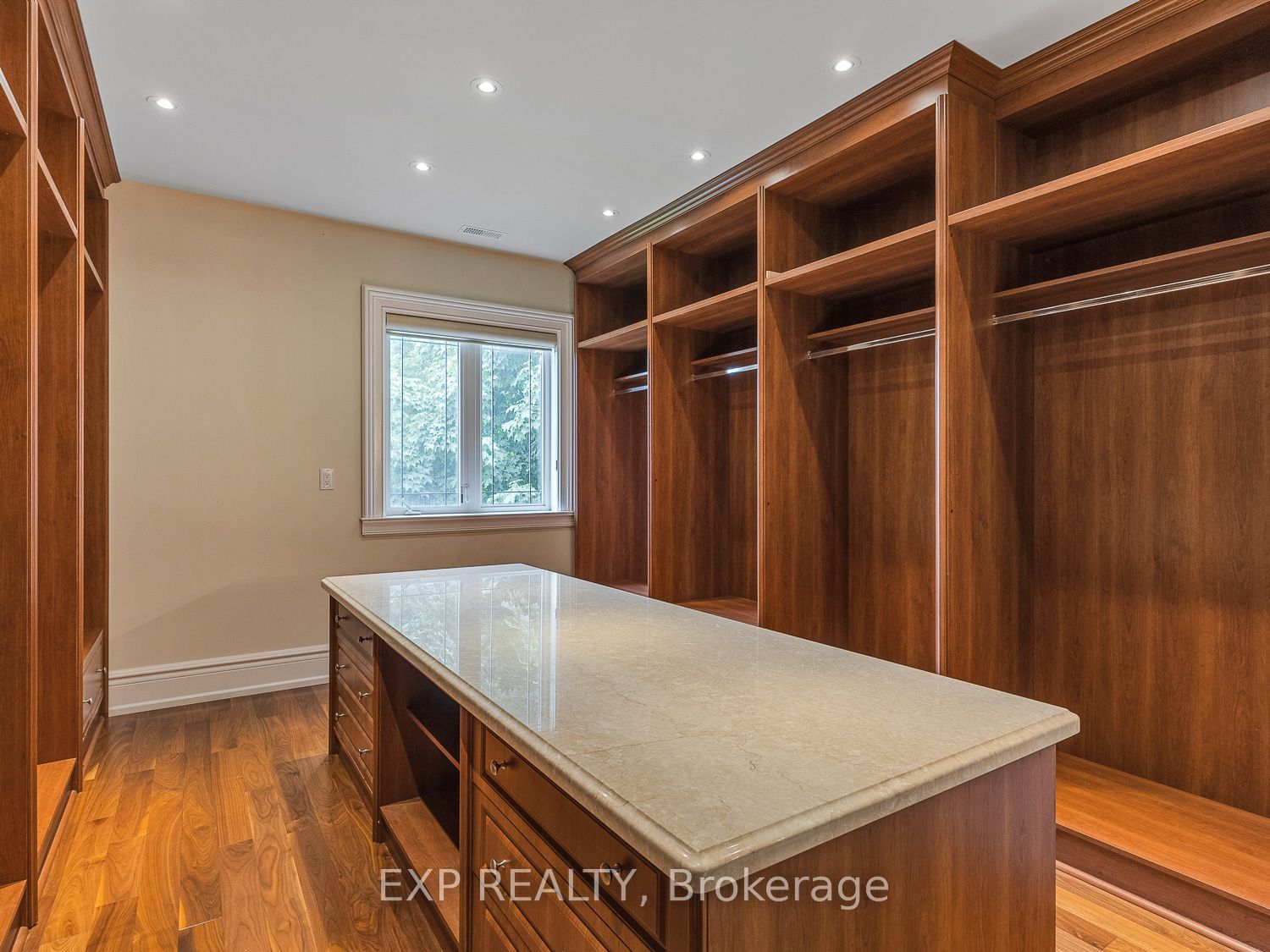 33 Maple Grove Avenue Property Photo 30