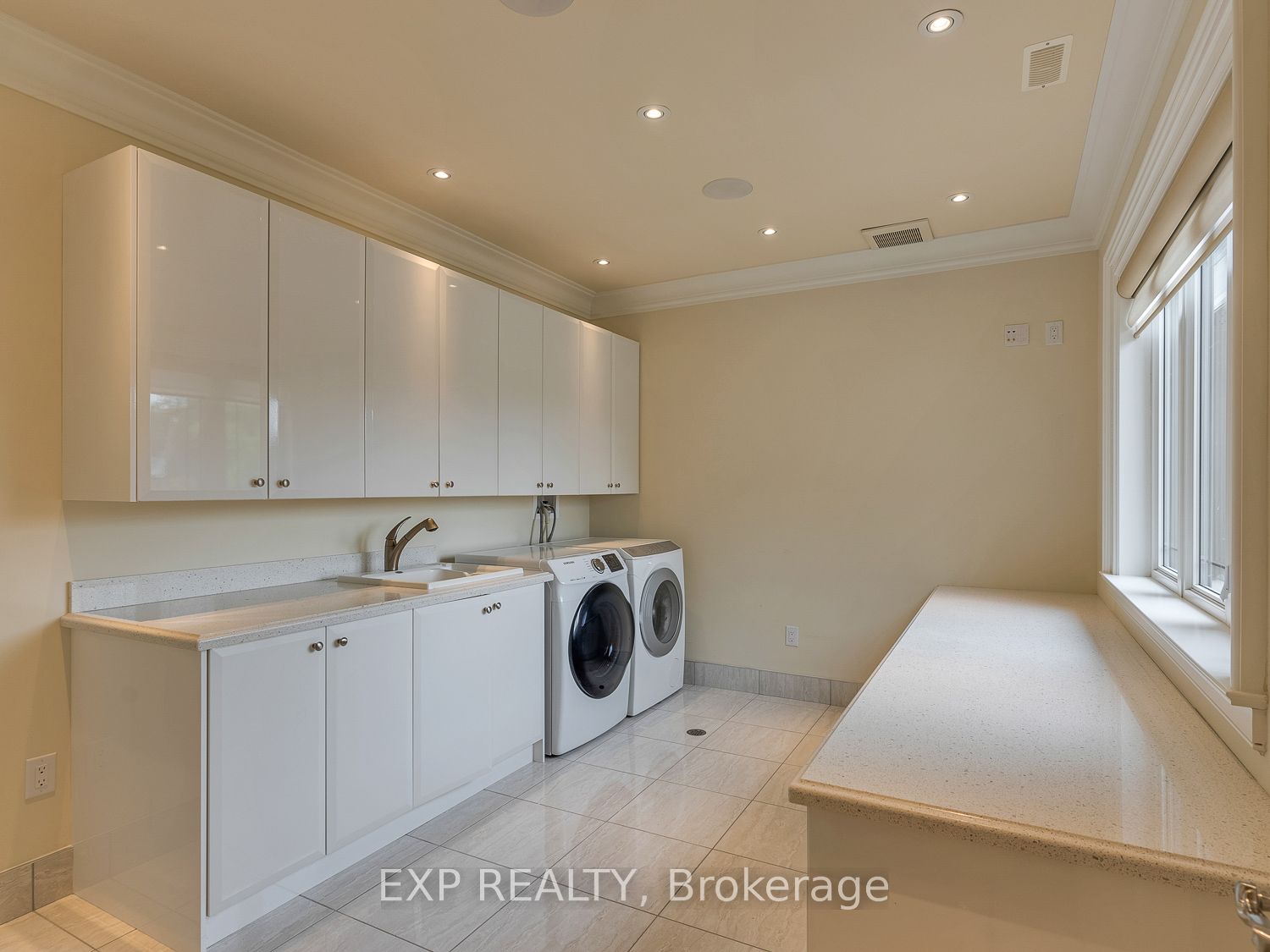 33 Maple Grove Avenue Property Photo 41