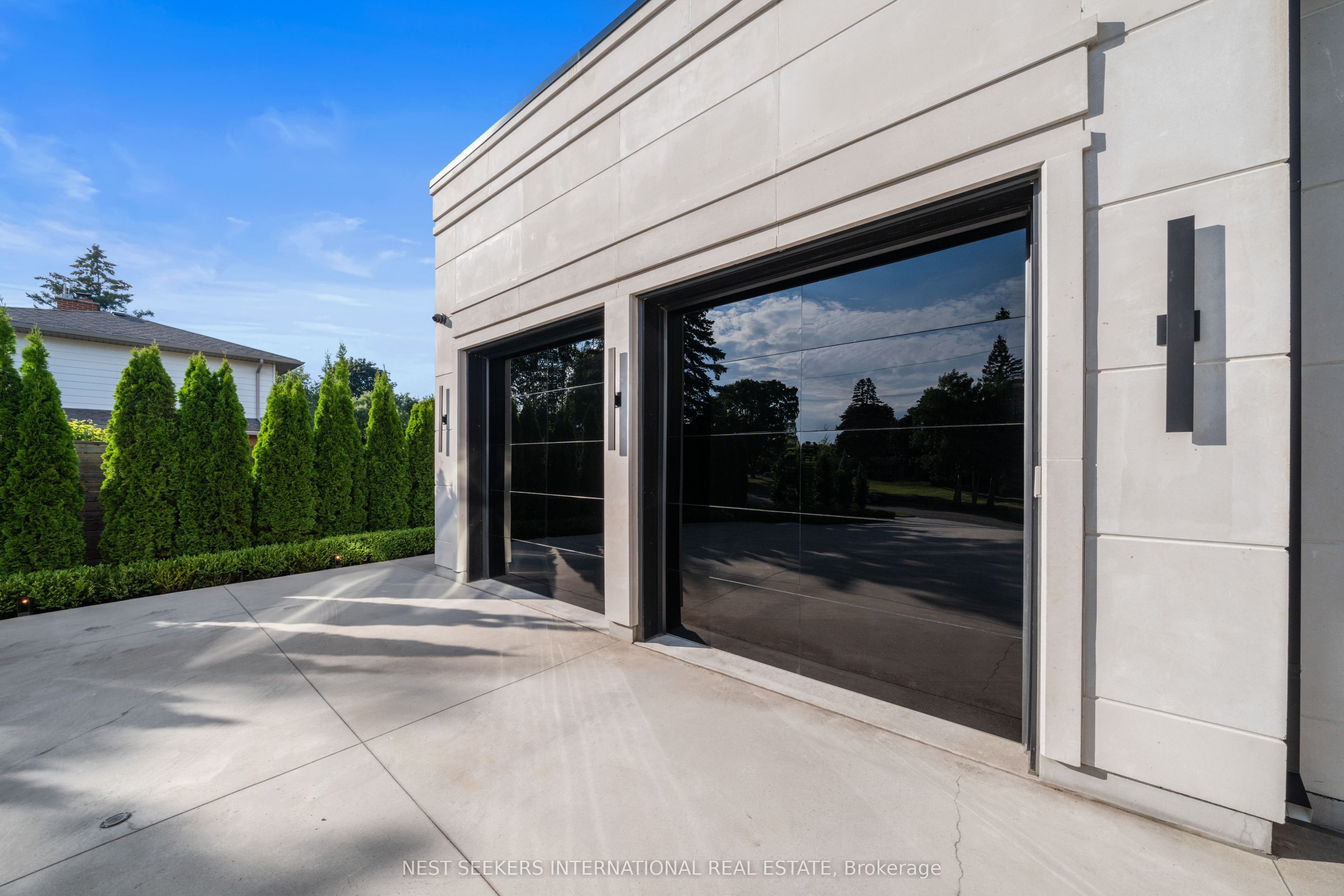 29 Greenside Drive Property Photo 4