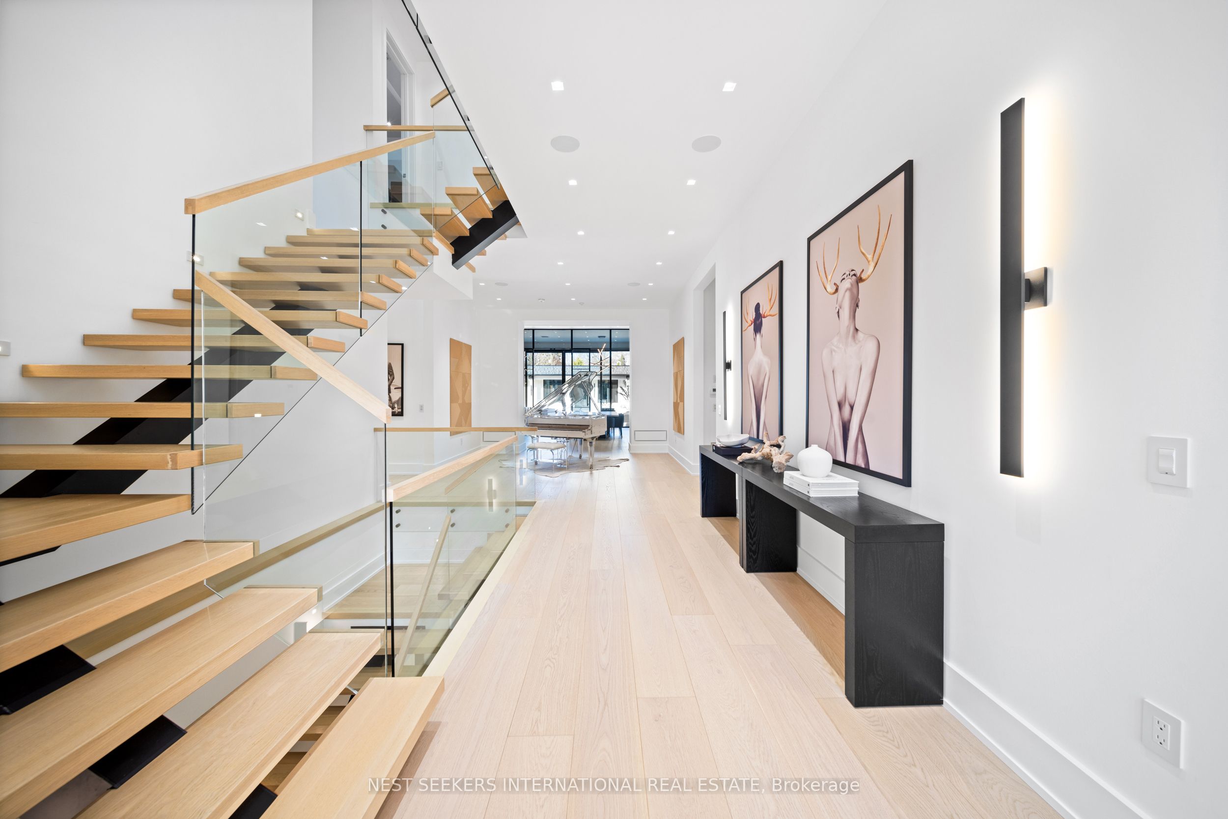 29 Greenside Drive Property Photo 7