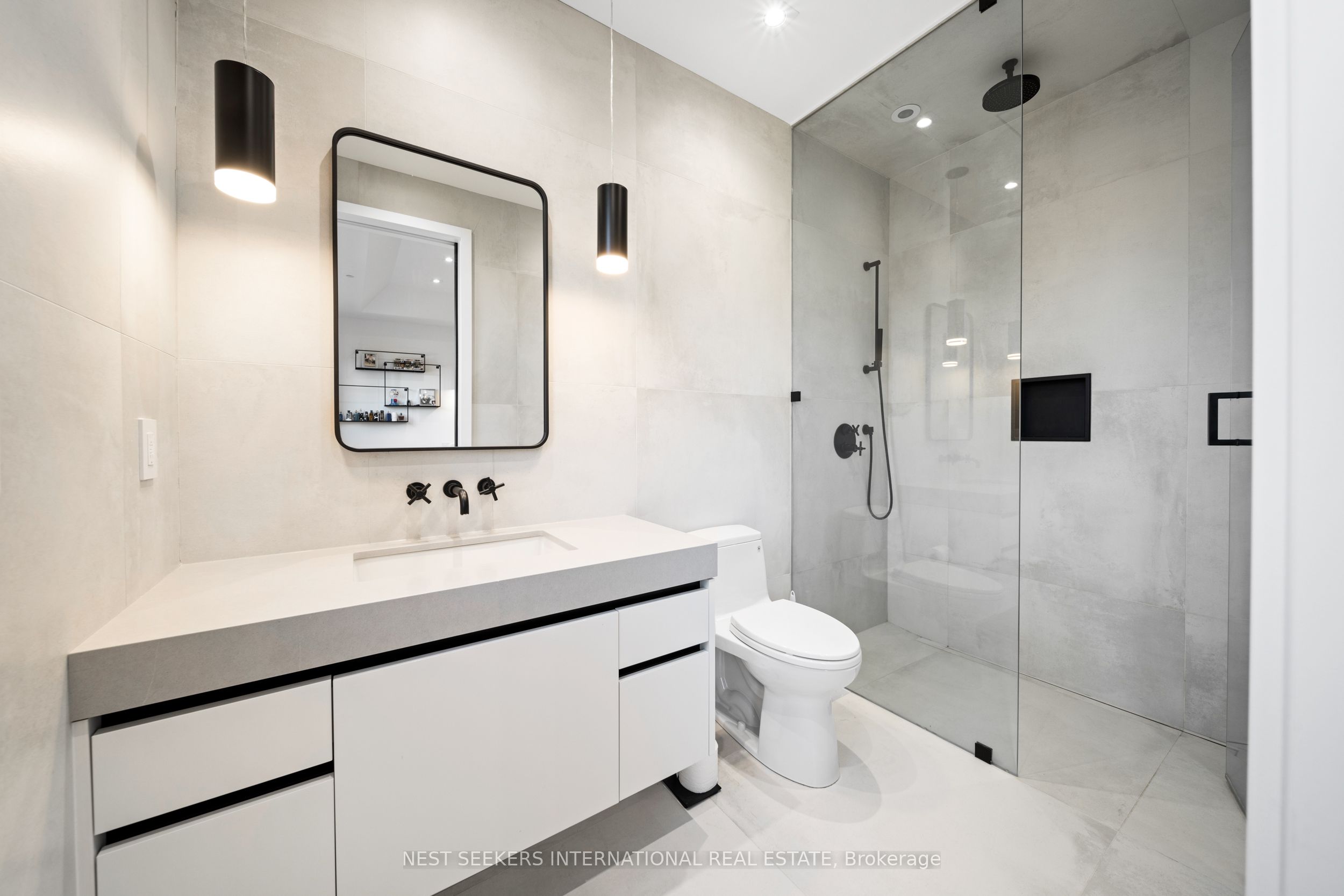 29 Greenside Drive Property Photo 28