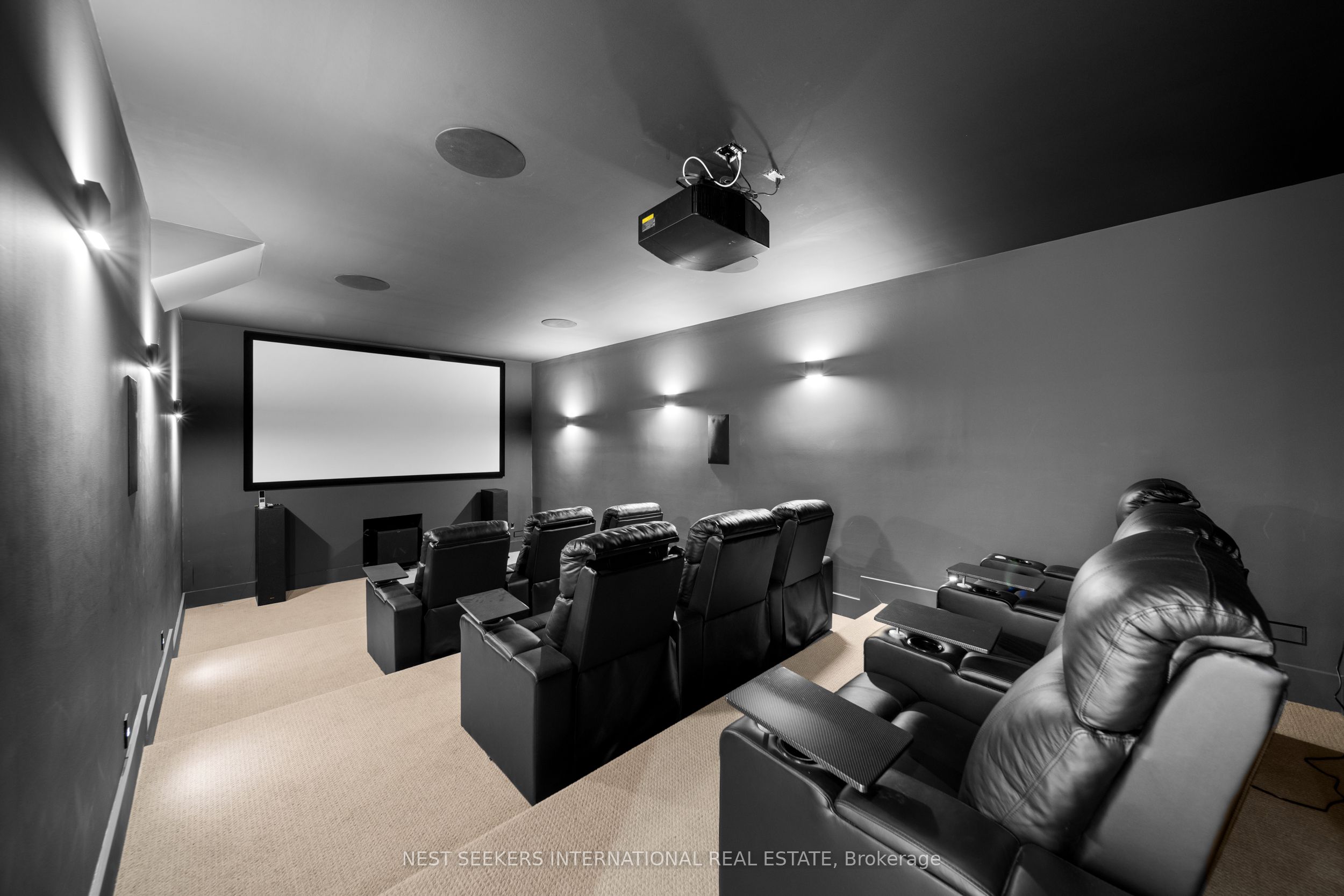 29 Greenside Drive Property Photo 38