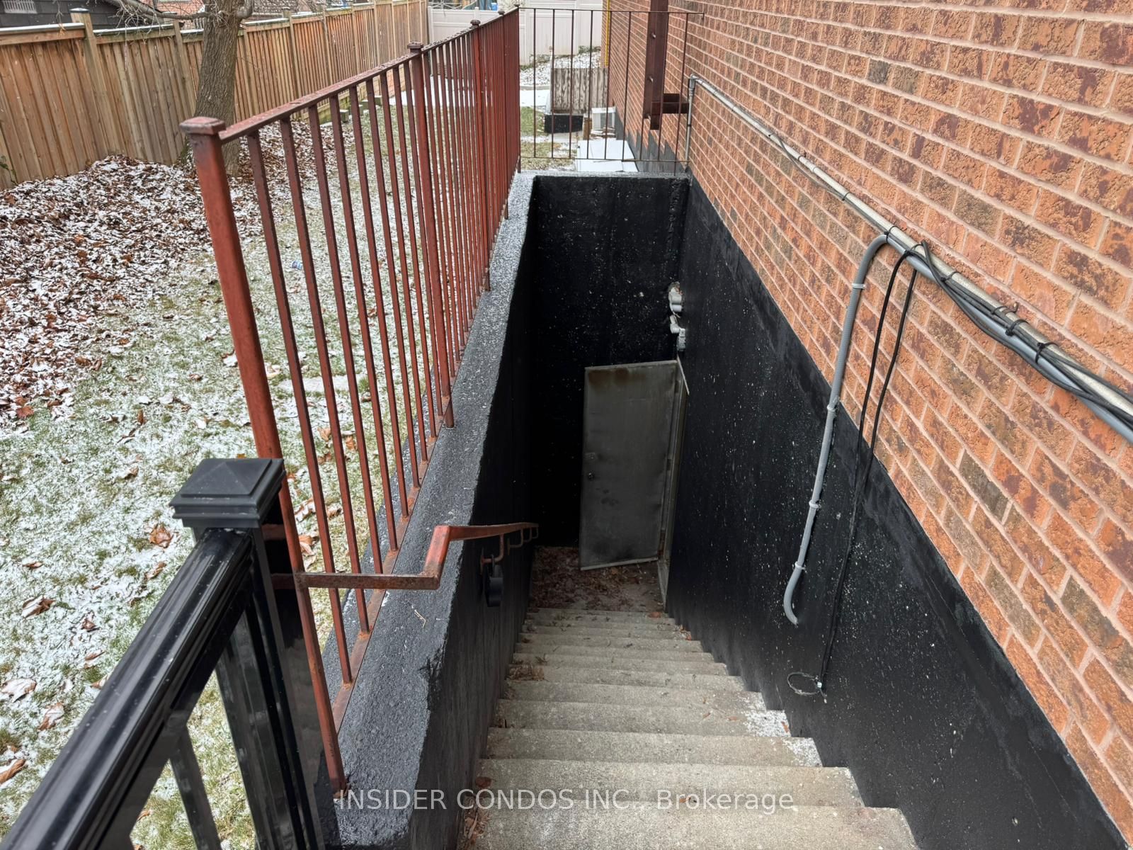 #3 Lower - 15 Willis Road Property Photo 22