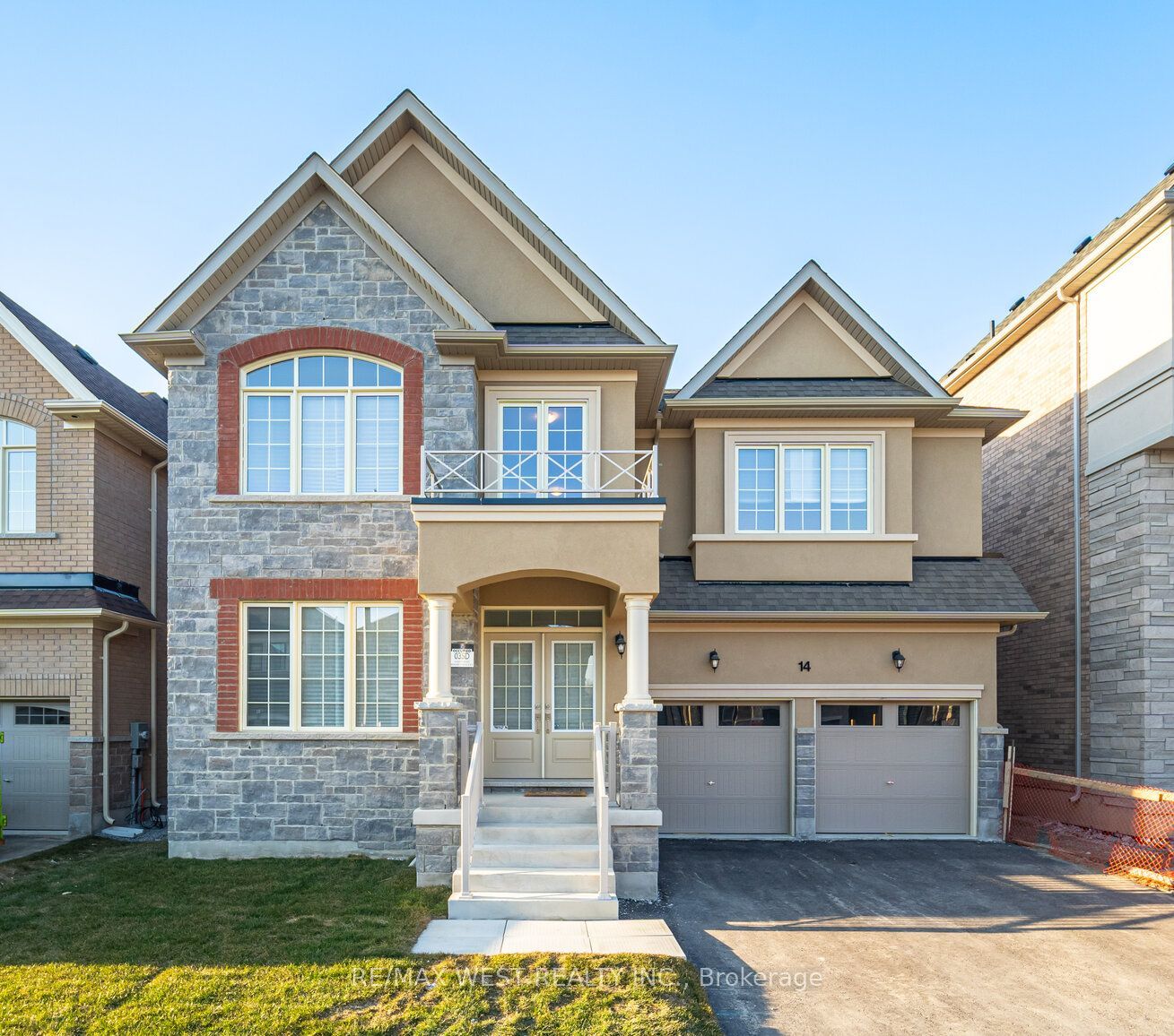 14 Kenneth Rogers Crescent Property Photo