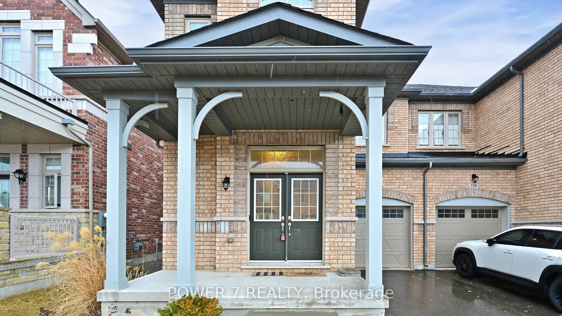 316 Chouinard Way Property Photo