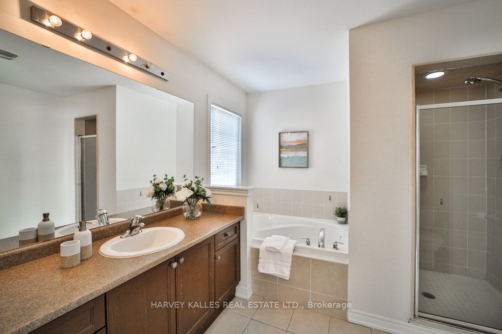 159 Hammersly Boulevard Property Photo 32