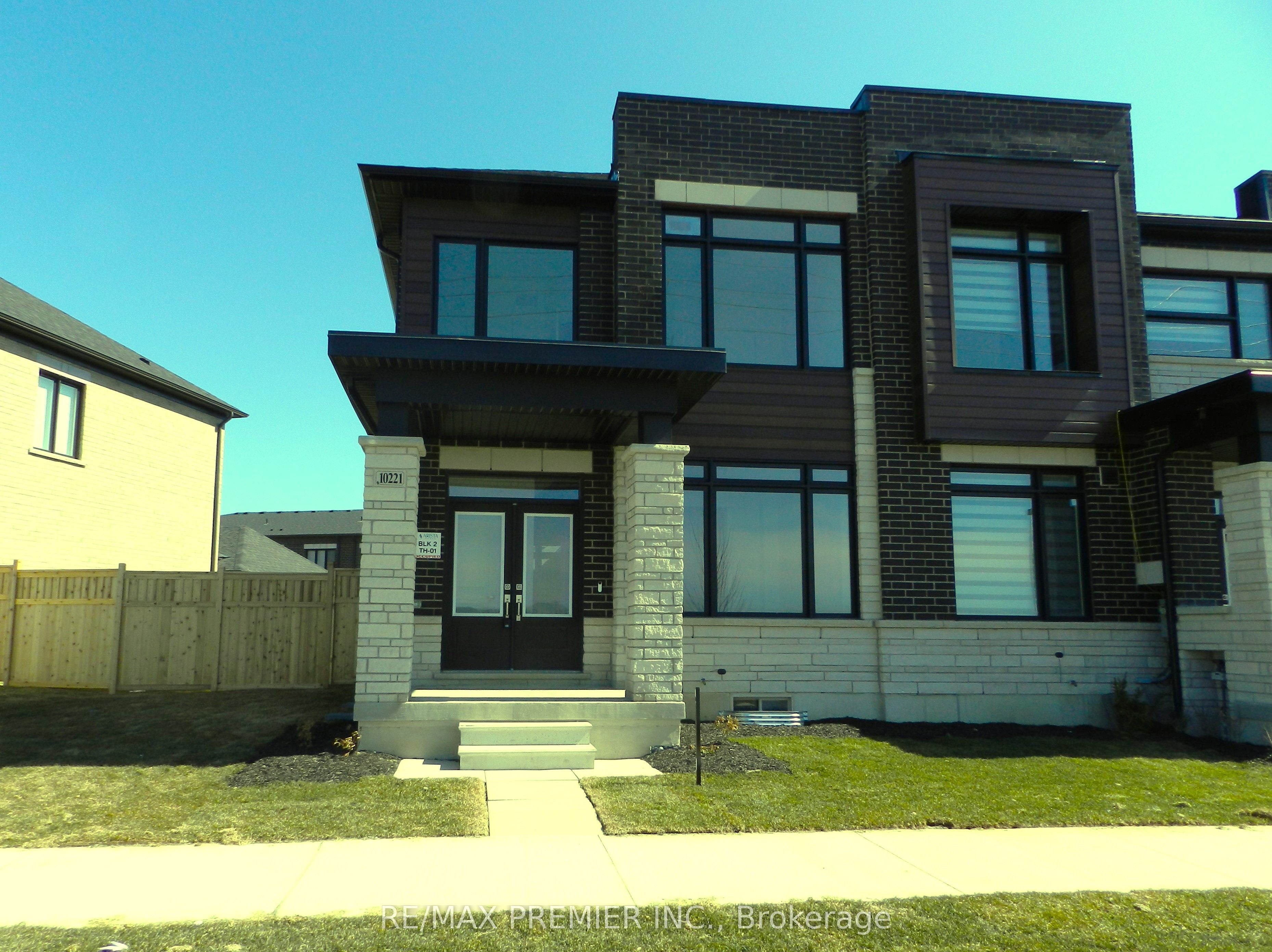 Kleinburg Real Estate Listings Main Image