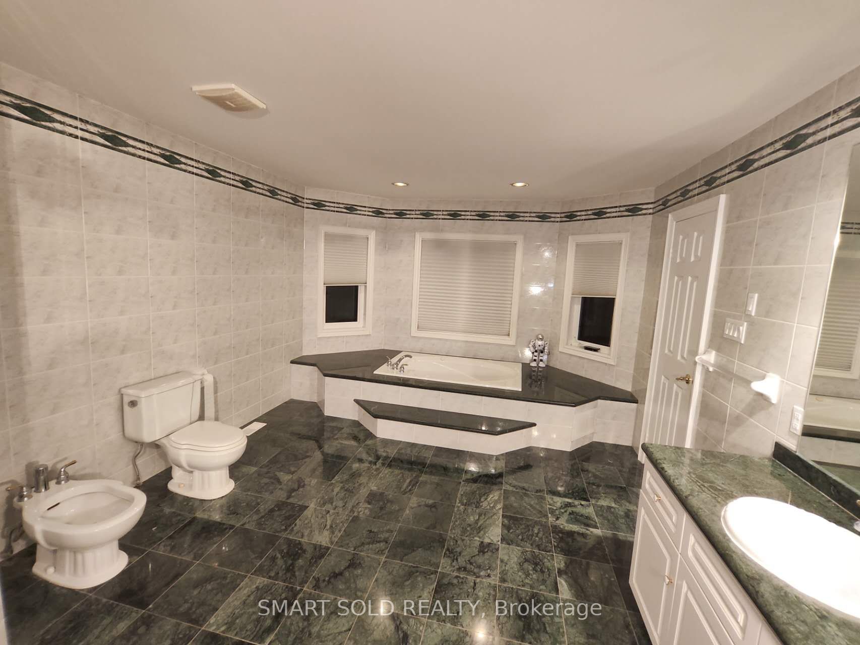 67 Chantilly Crescent Property Photo 10