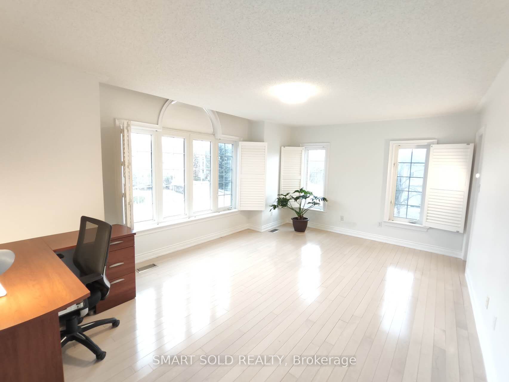 67 Chantilly Crescent Property Photo 12