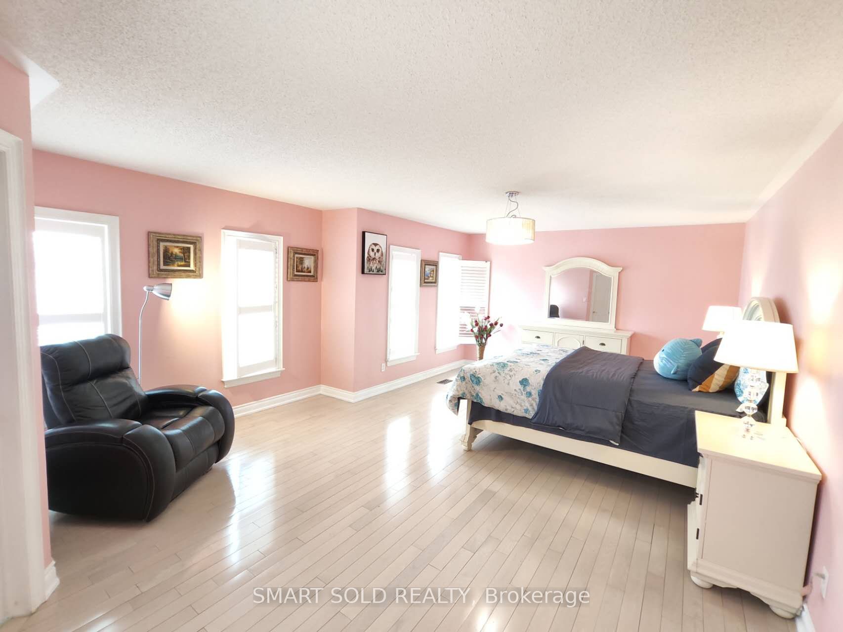 67 Chantilly Crescent Property Photo 16