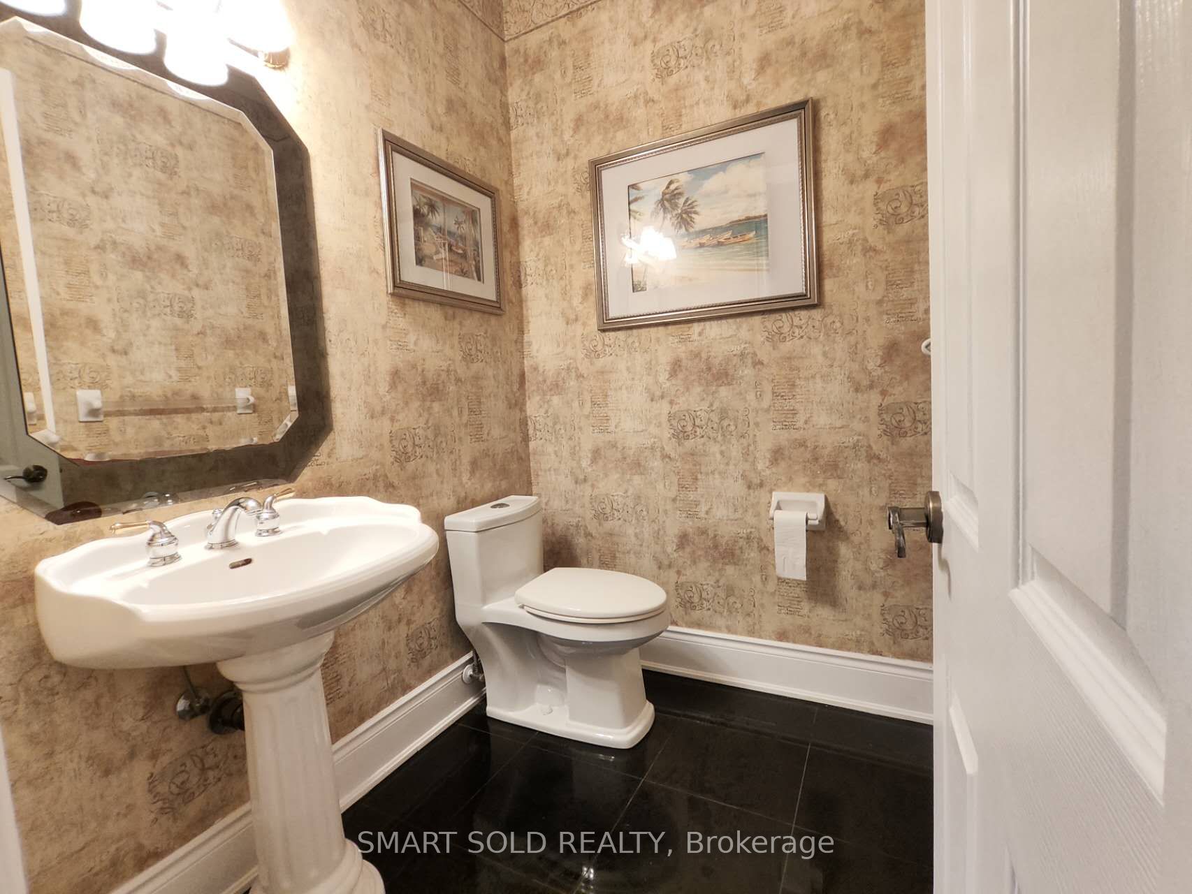 67 Chantilly Crescent Property Photo 35