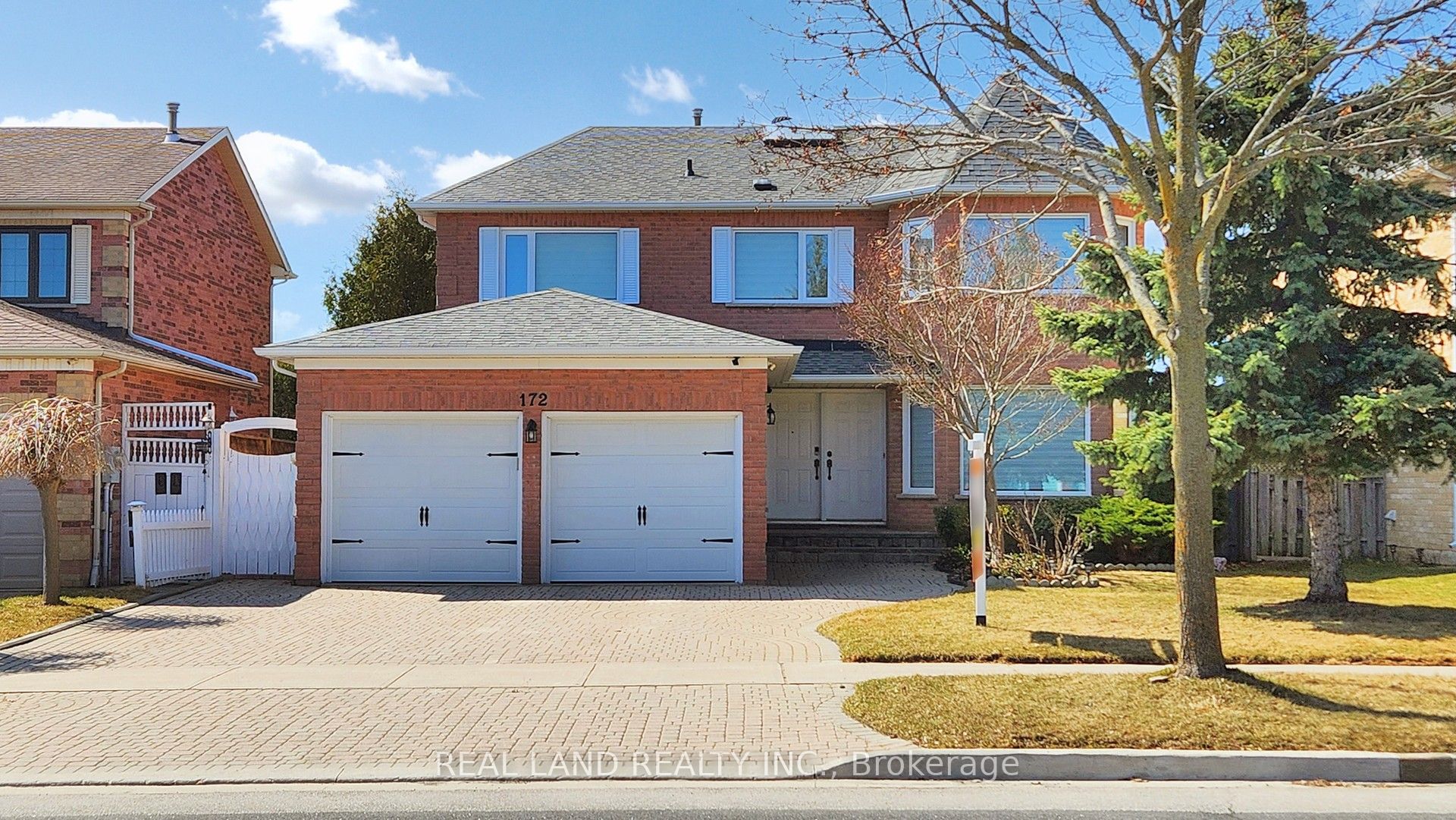 172 Manhattan Drive Property Photo 1