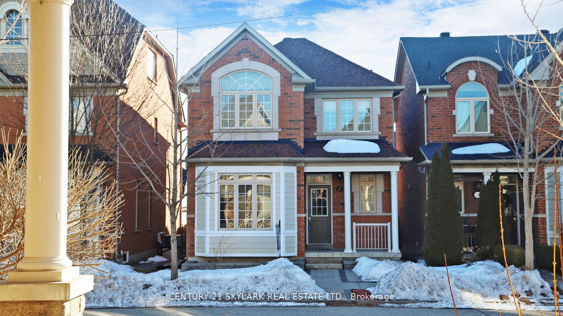 27 Cardrew Street Property Photo
