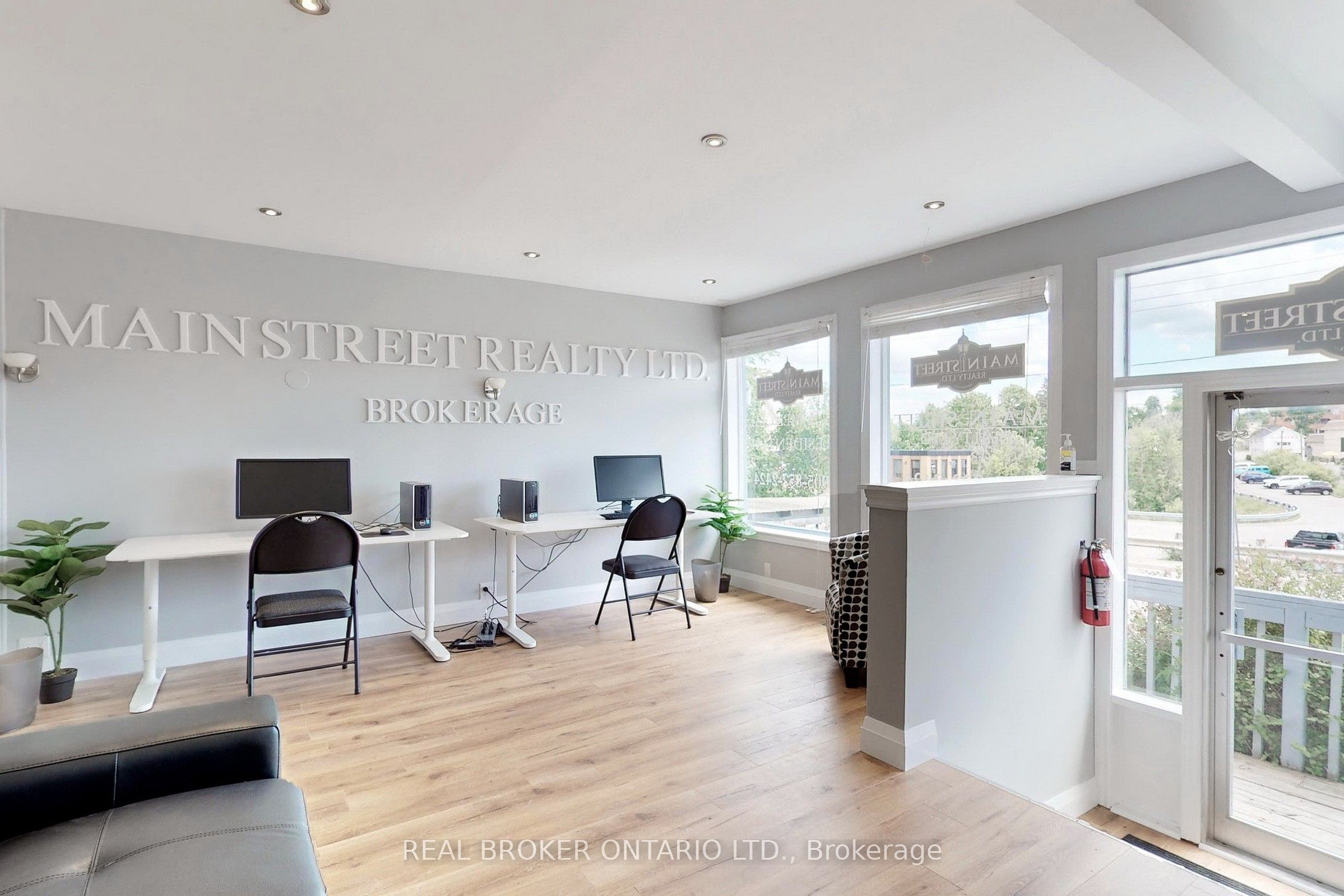 24 Toronto Street Property Photo 13