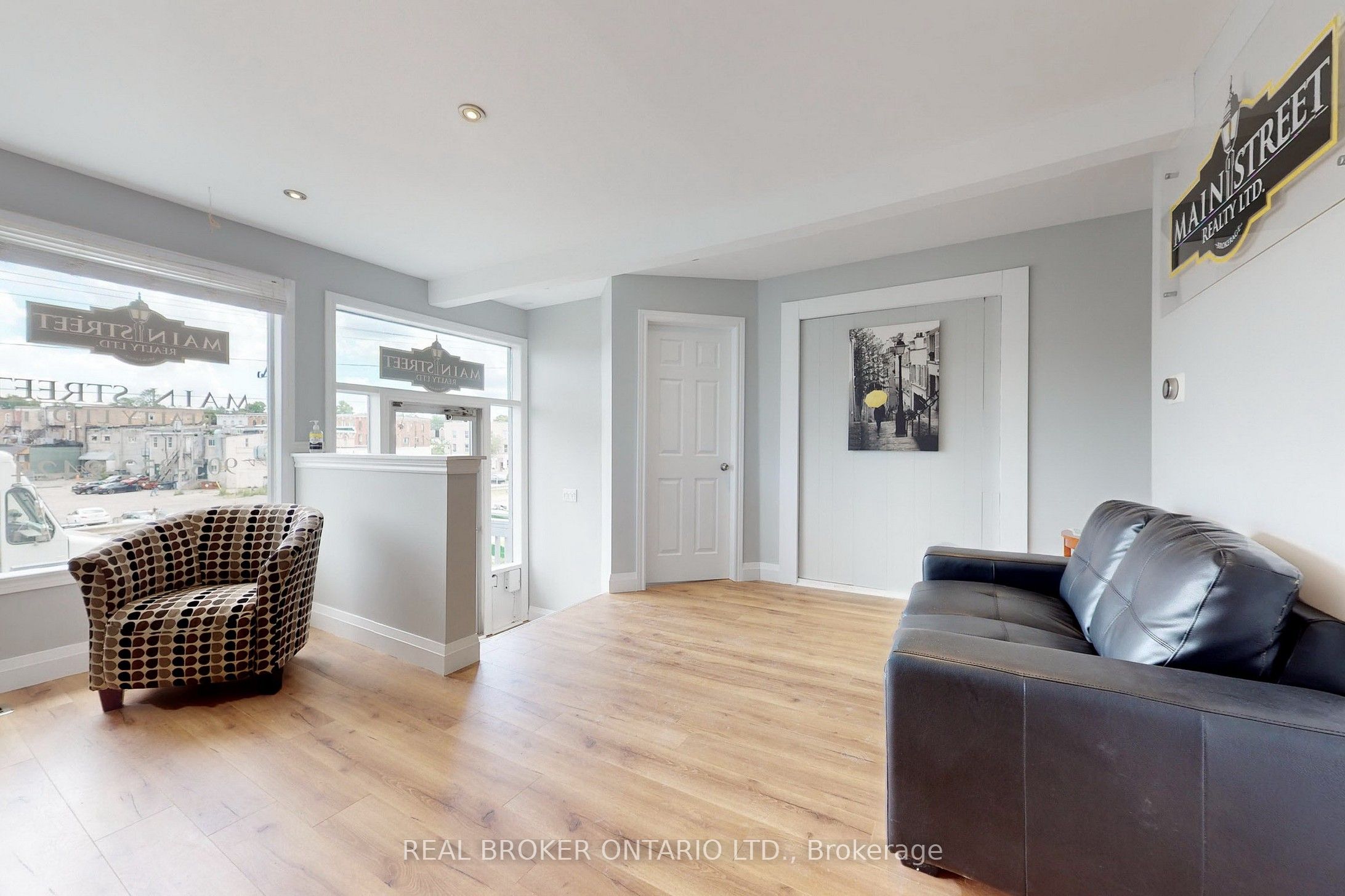 24 Toronto Street Property Photo 15