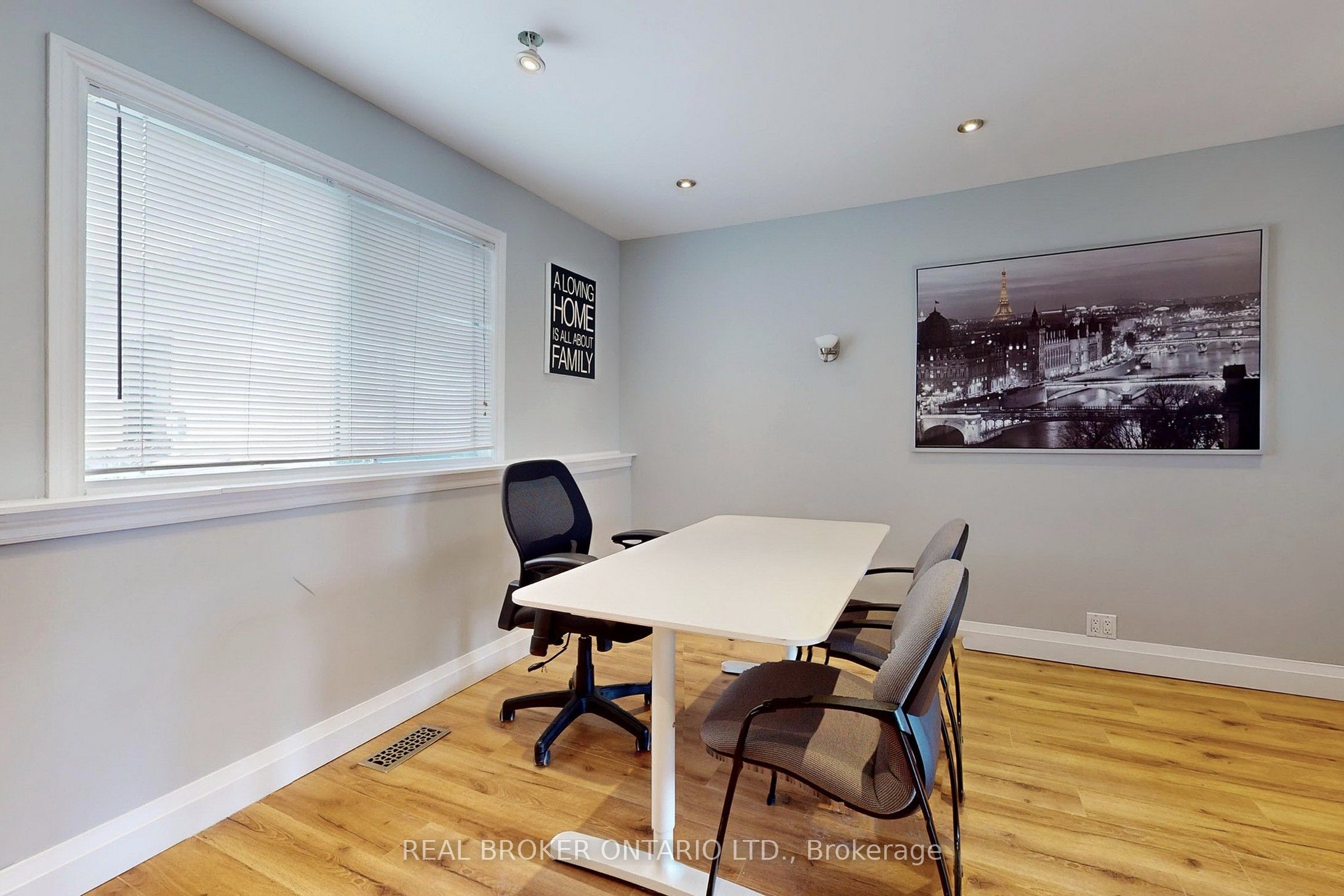 24 Toronto Street Property Photo 17