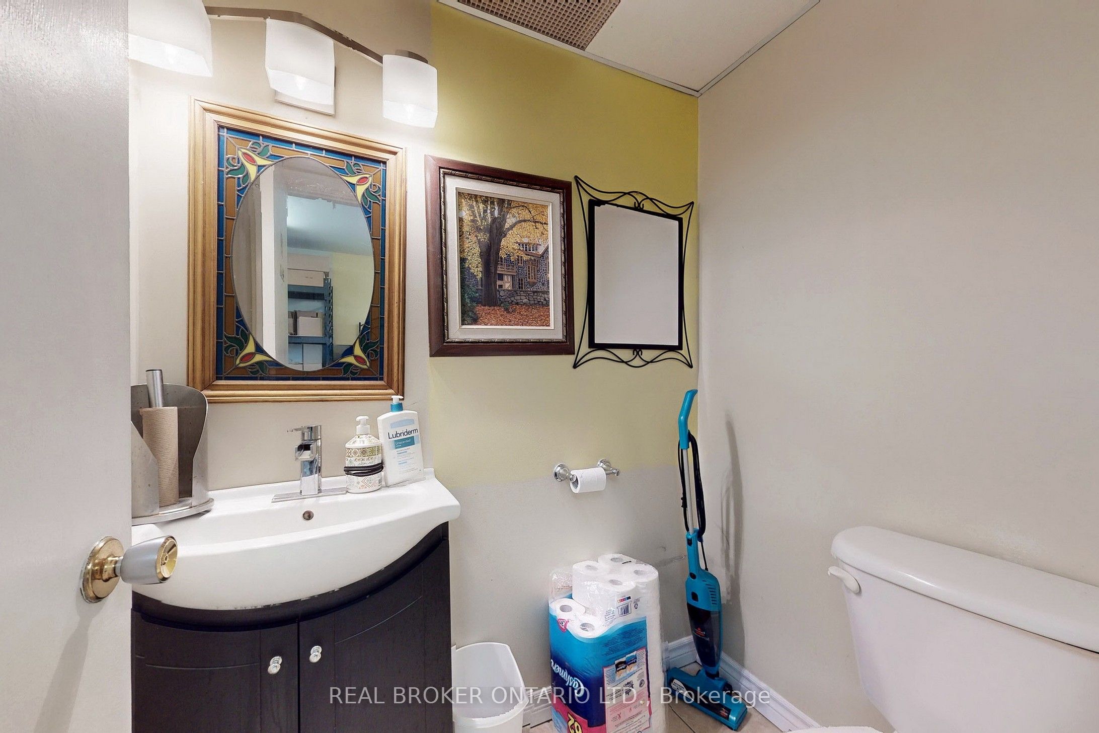 24 Toronto Street Property Photo 25