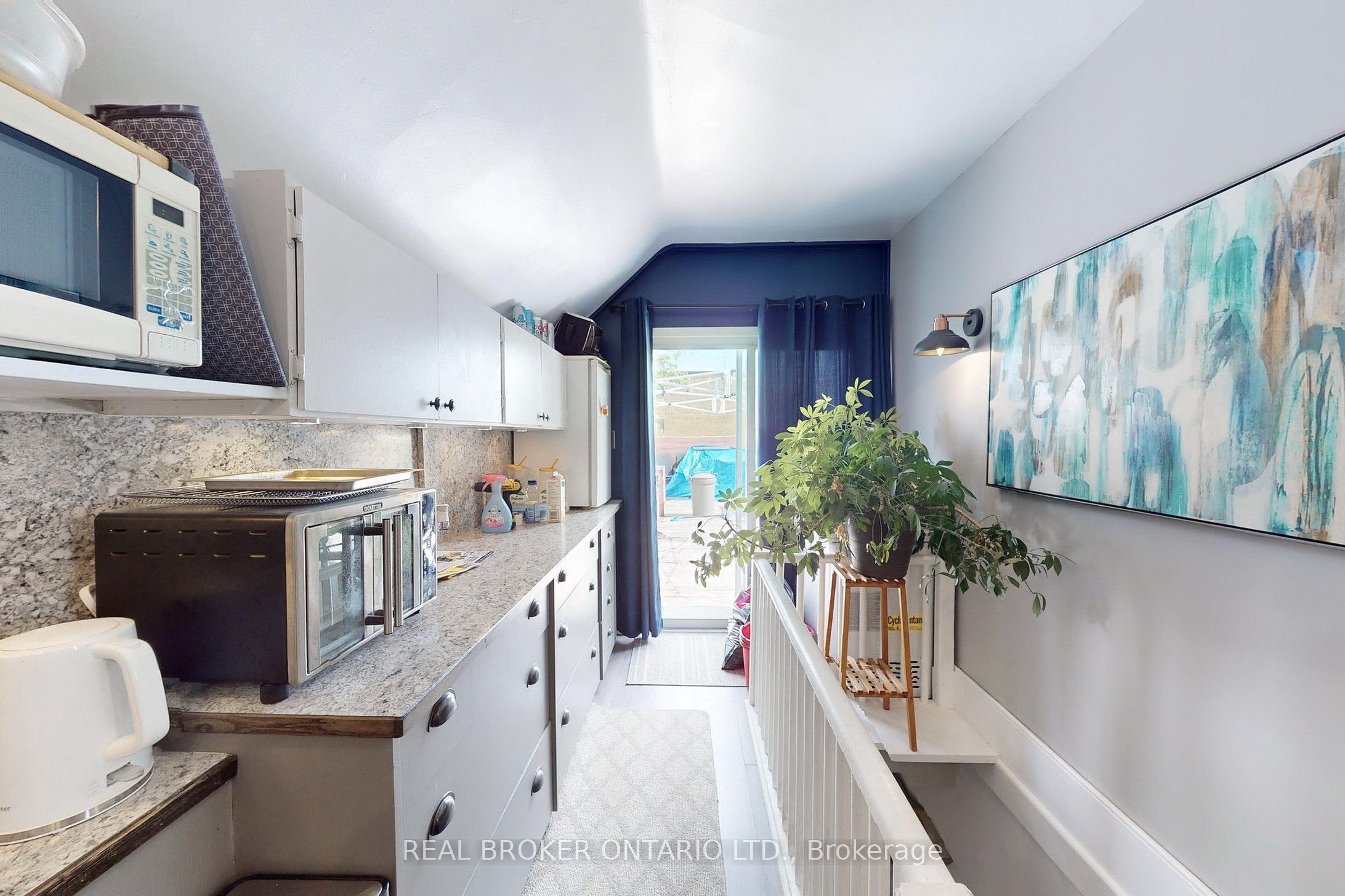 24 Toronto Street Property Photo 33