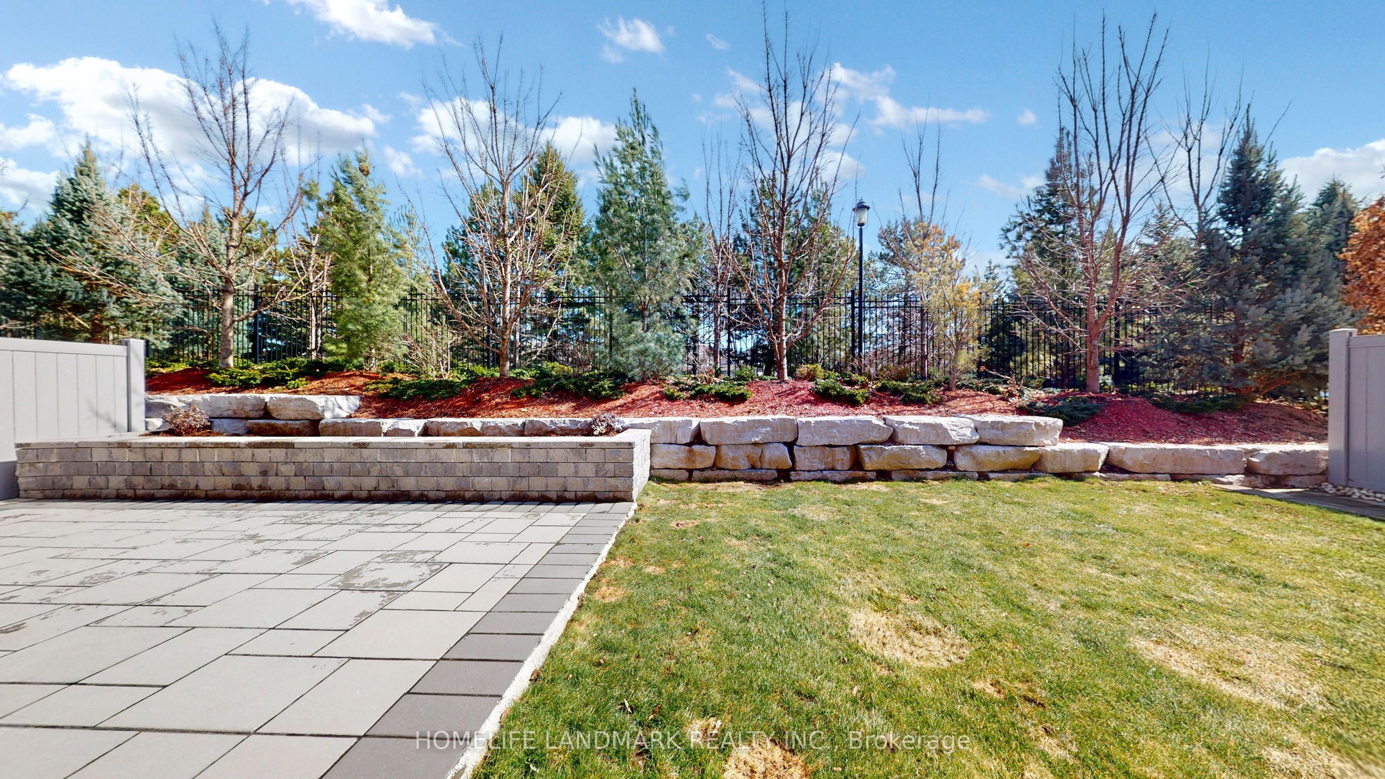 88 Match Point Court Property Photo 39