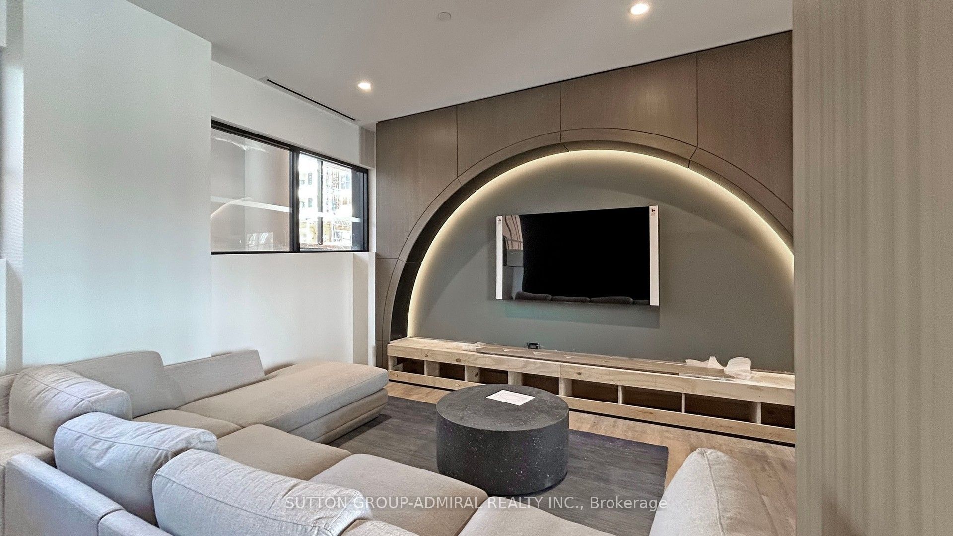 #312 - 7950 Bathurst Street Property Photo 17