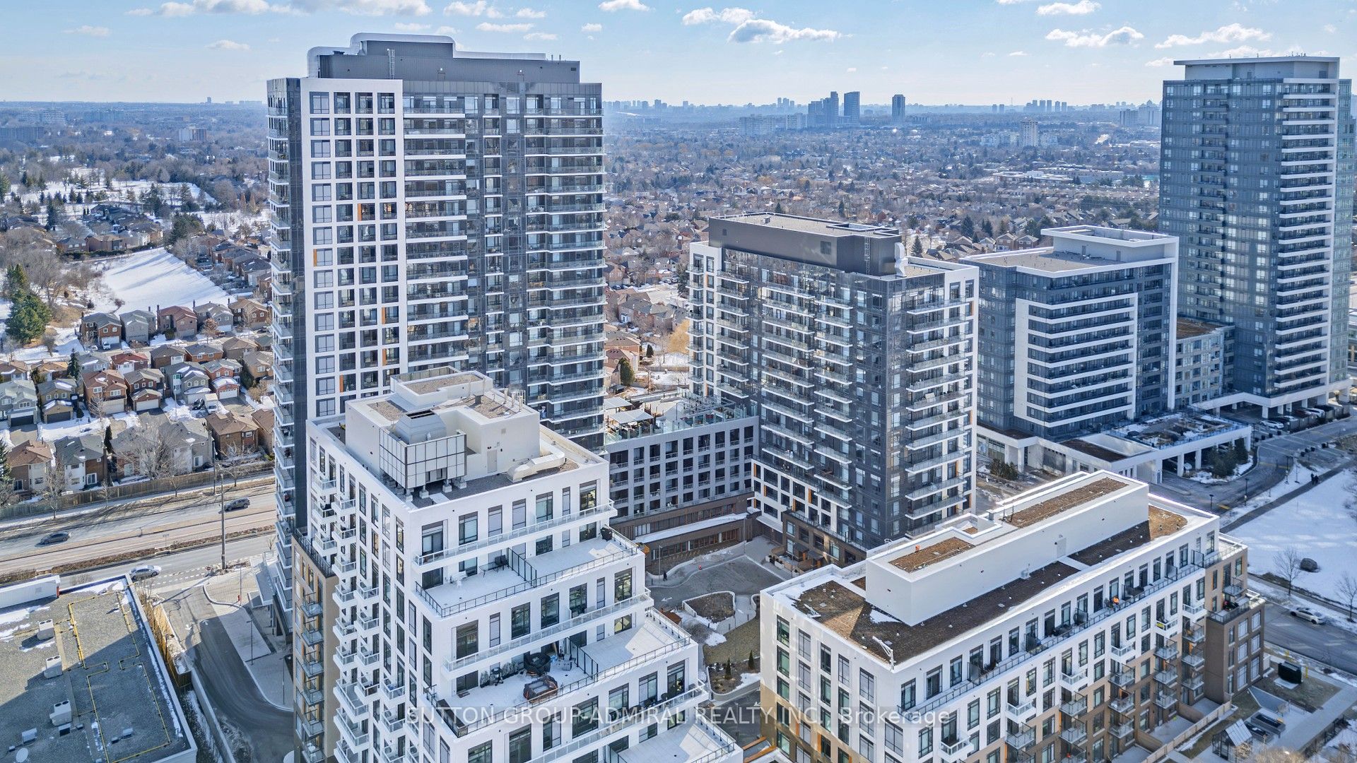 #312 - 7950 Bathurst Street Property Photo 24