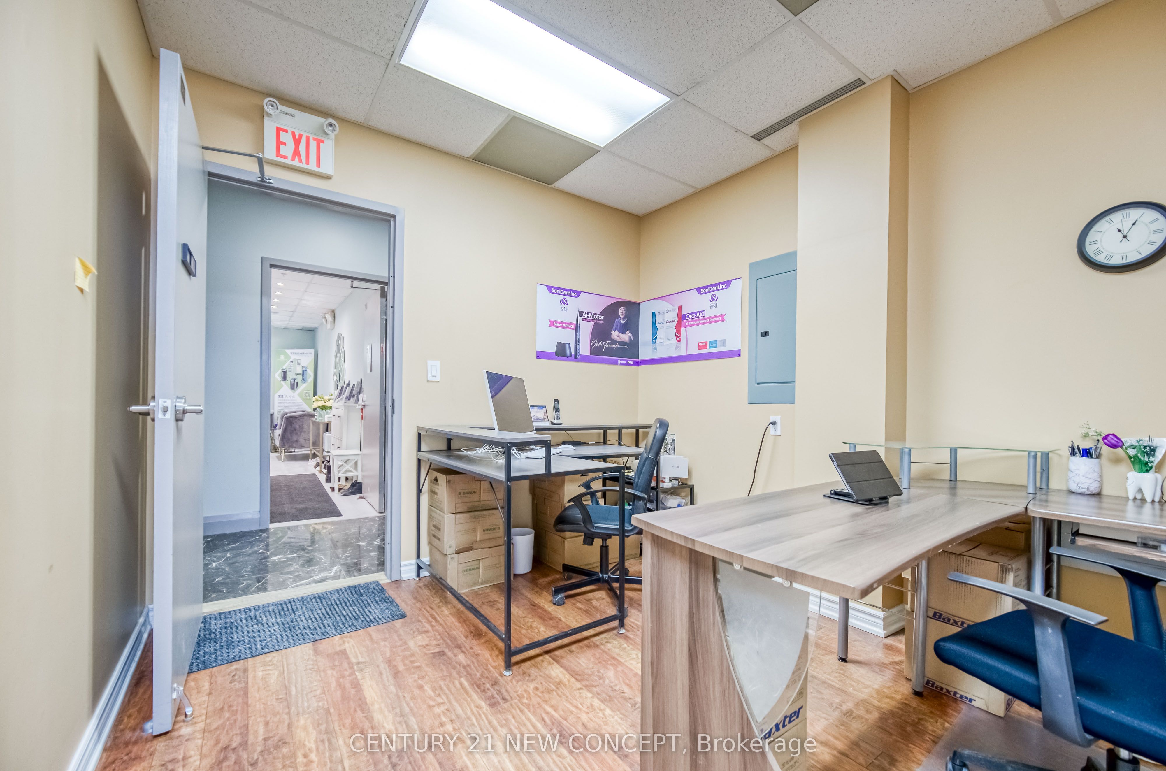 #211 - 1650 Elgin Mills Road Property Photo 6