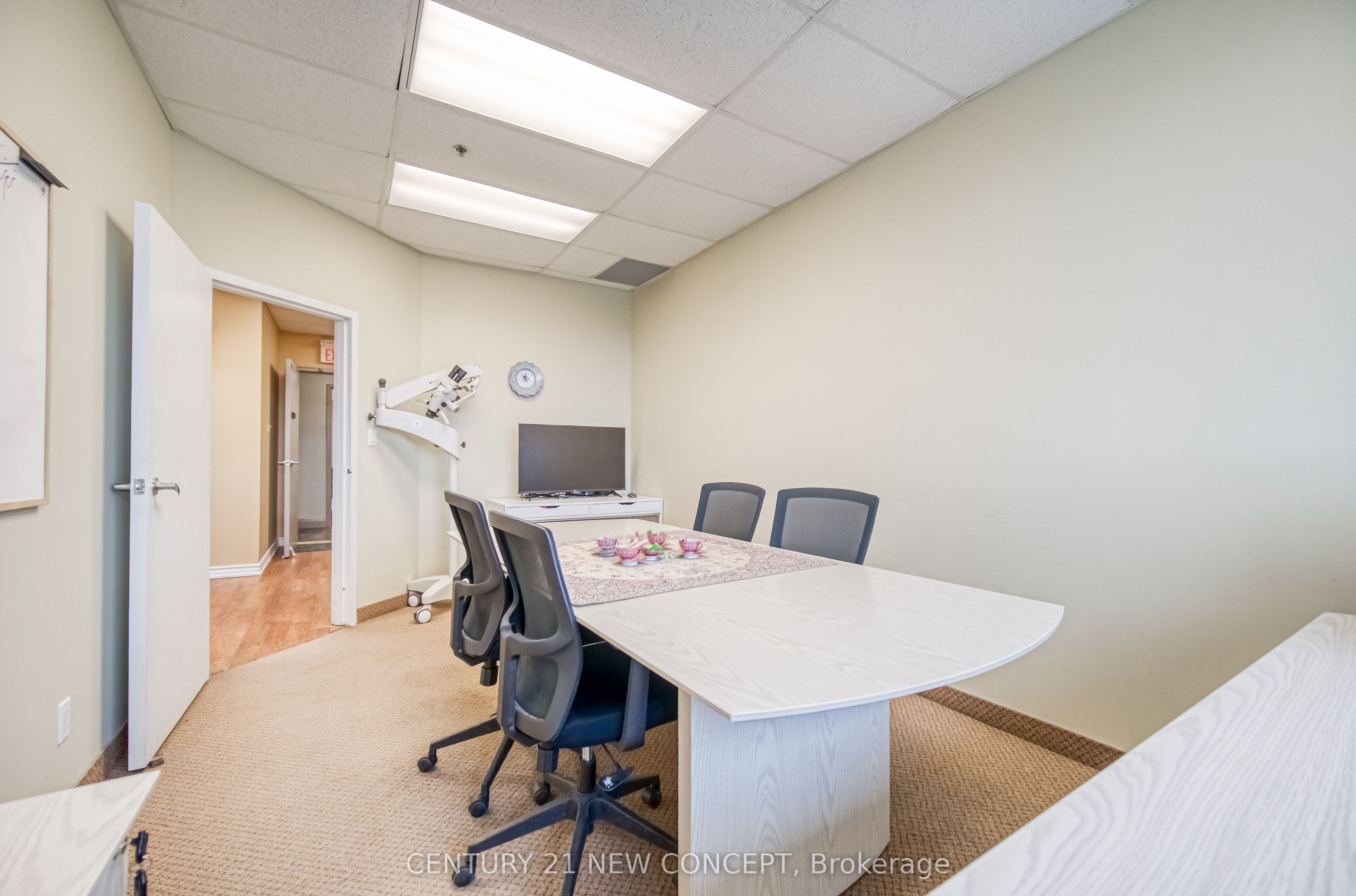 #211 - 1650 Elgin Mills Road Property Photo 13