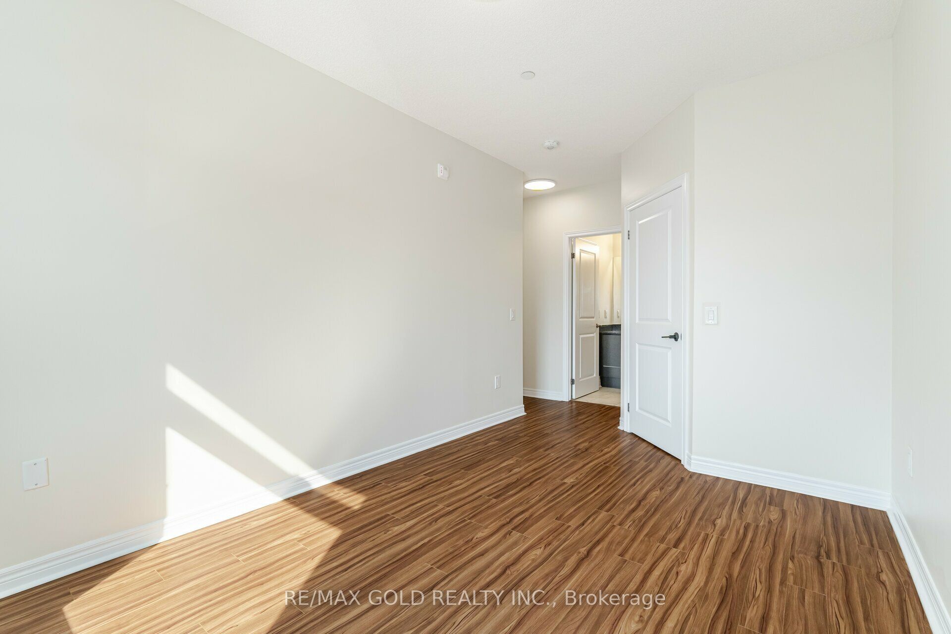 39 New Delhi Drive 209 Property Photo 21