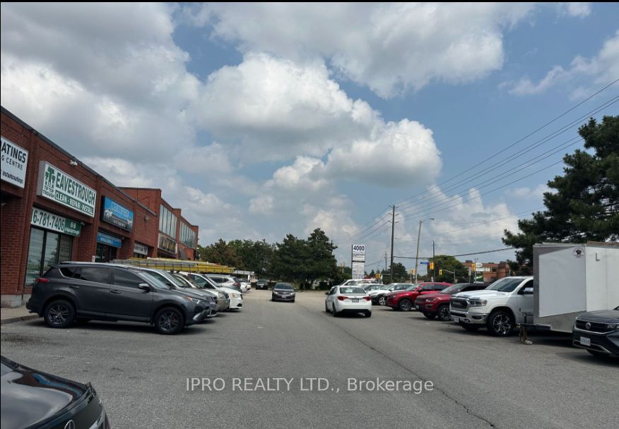 #15 - 4000 Steeles Avenue Property Photo 6
