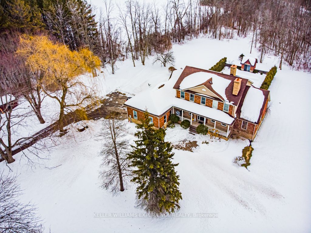 1775 9th Line Property Photo