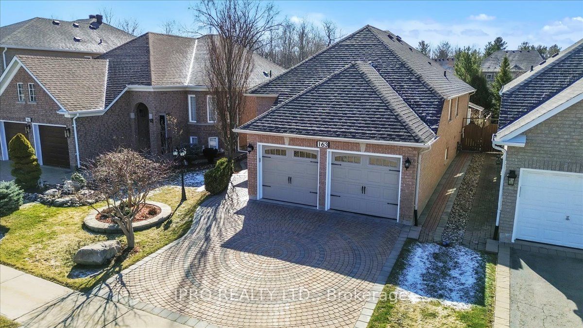 163 Humberland Drive Property Photo