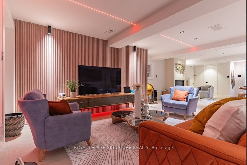 245 Bayview Avenue Property Photo