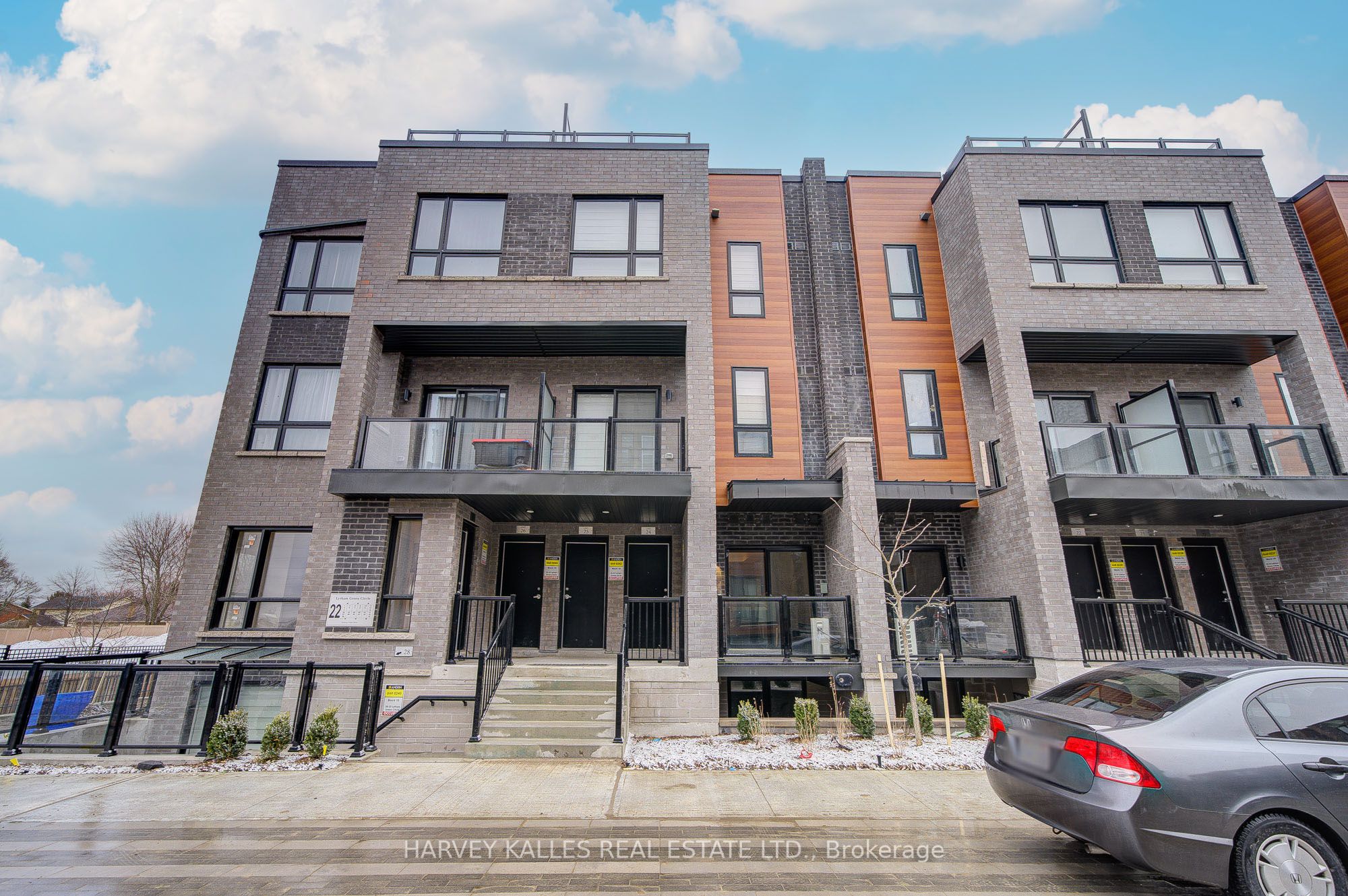#241 - 22-24 Lytham Green Circle Property Photo 2