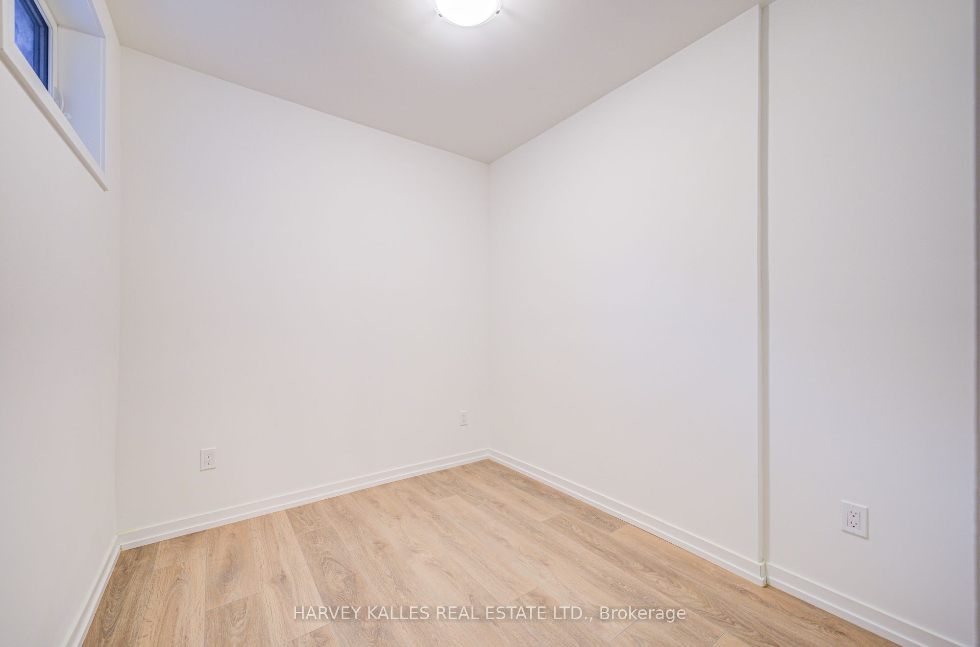 #241 - 22-24 Lytham Green Circle Property Photo 23