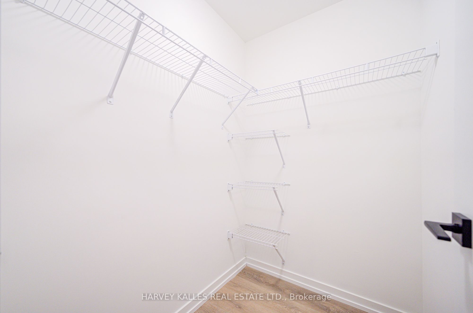 #241 - 22-24 Lytham Green Circle Property Photo 29