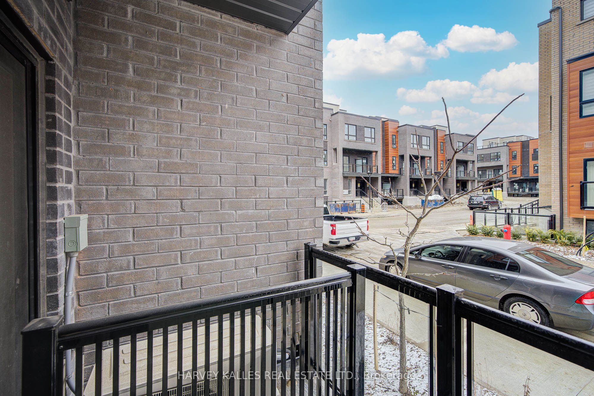 #241 - 22-24 Lytham Green Circle Property Photo 32
