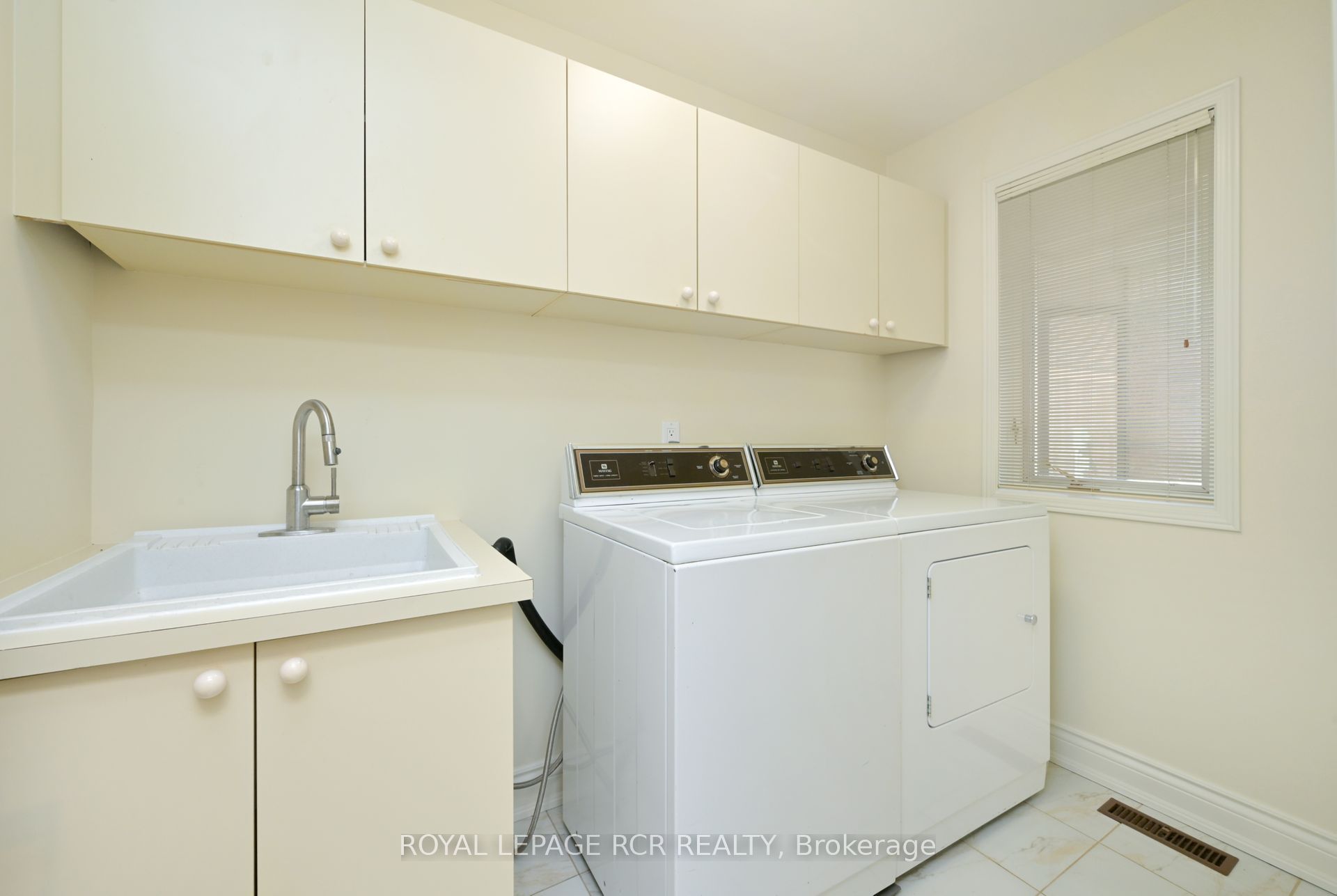 68 Riverview Road Property Photo 17