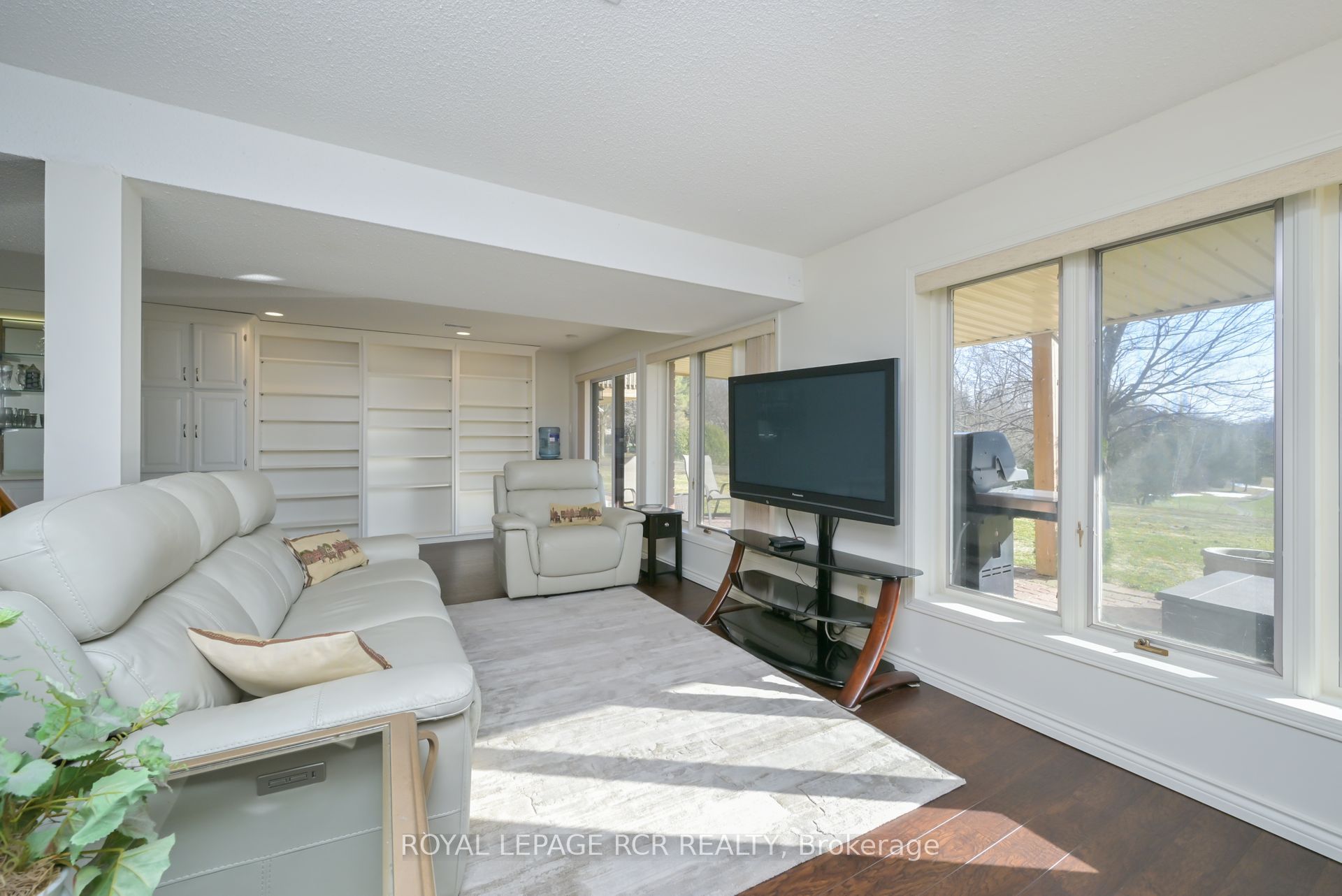 68 Riverview Road Property Photo 32